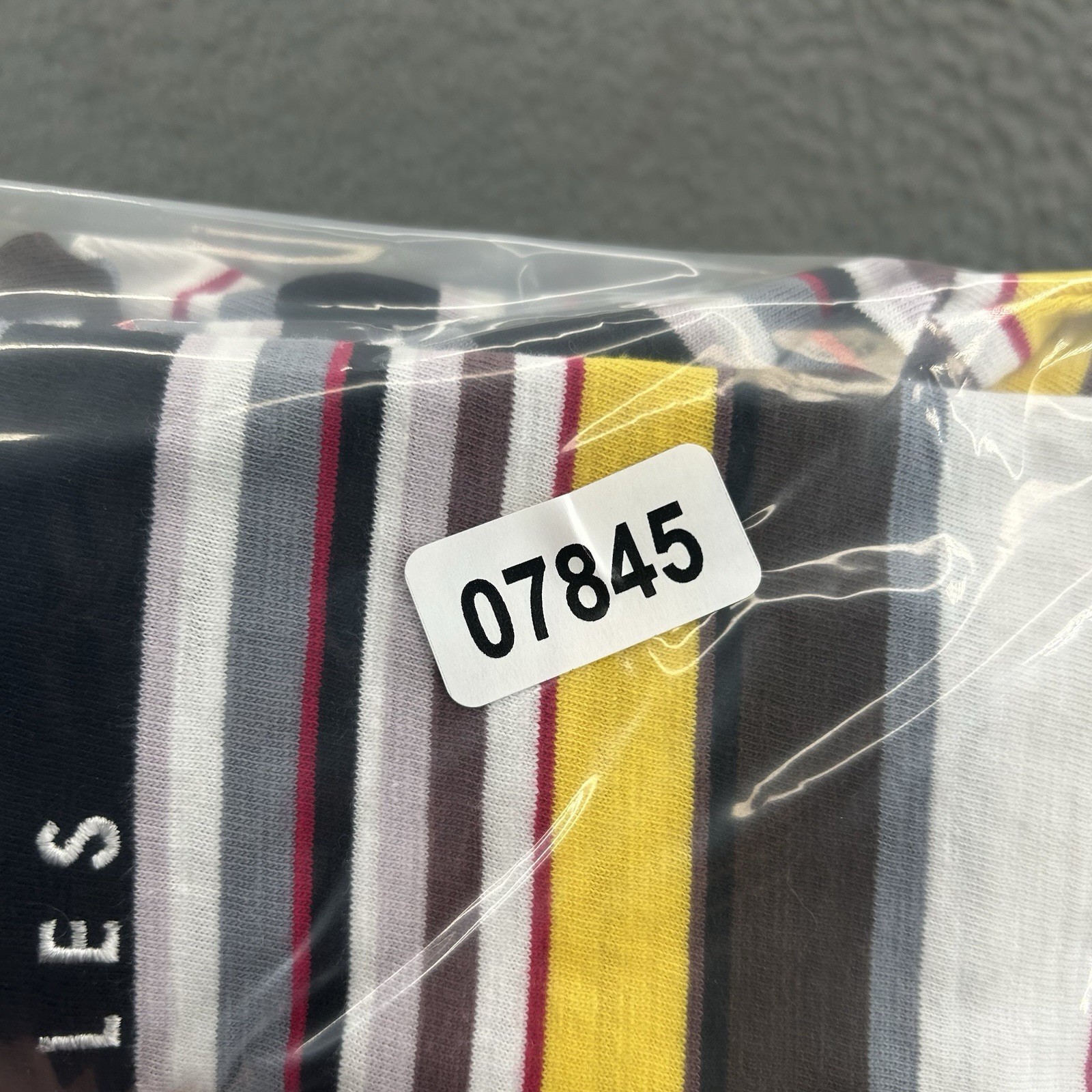 Guess Shirt Men Large Black Brown Yellow Red White Striped Rap Tee Originals USA