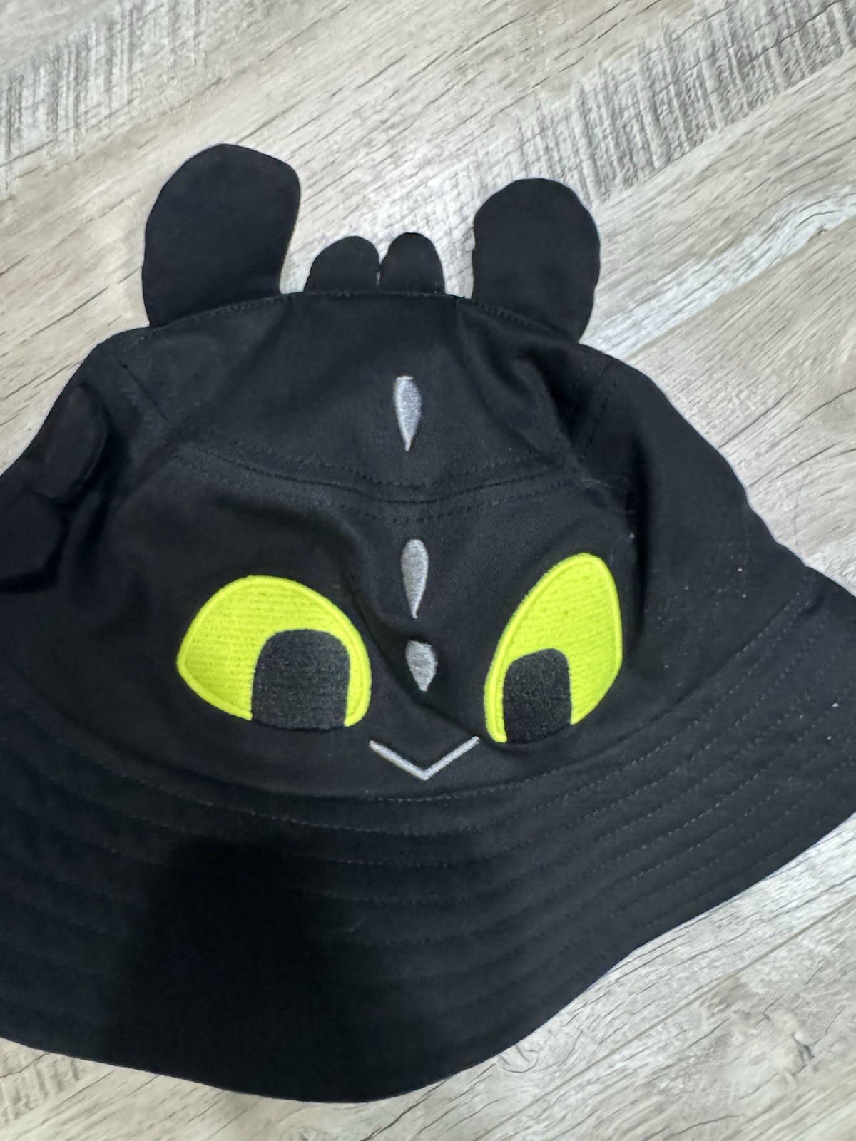 How To Train Your Dragon Universal Epic Universe Berk Toothless Black Bucket Hat