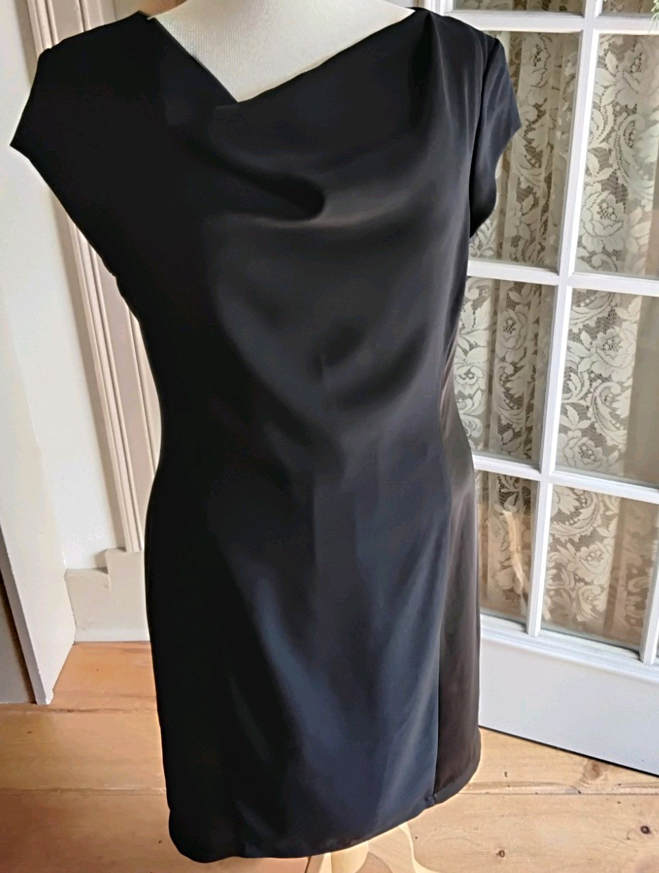 Apanage Dress Black Crepe W/Satin Accent Side Panels Cowl Neck S/S Knee Length 8