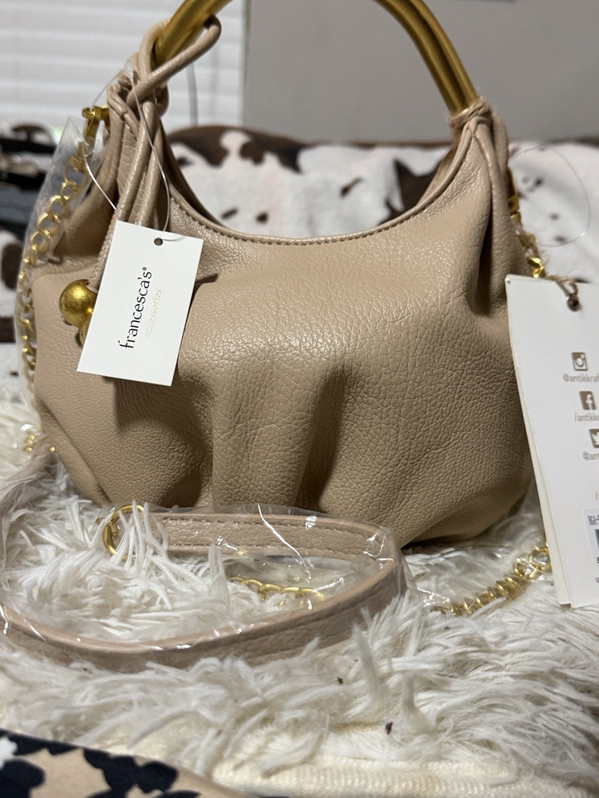 francesca’s Beige Small Satchel Top Handle Zip Pebbled Gold Chain Detach Strap