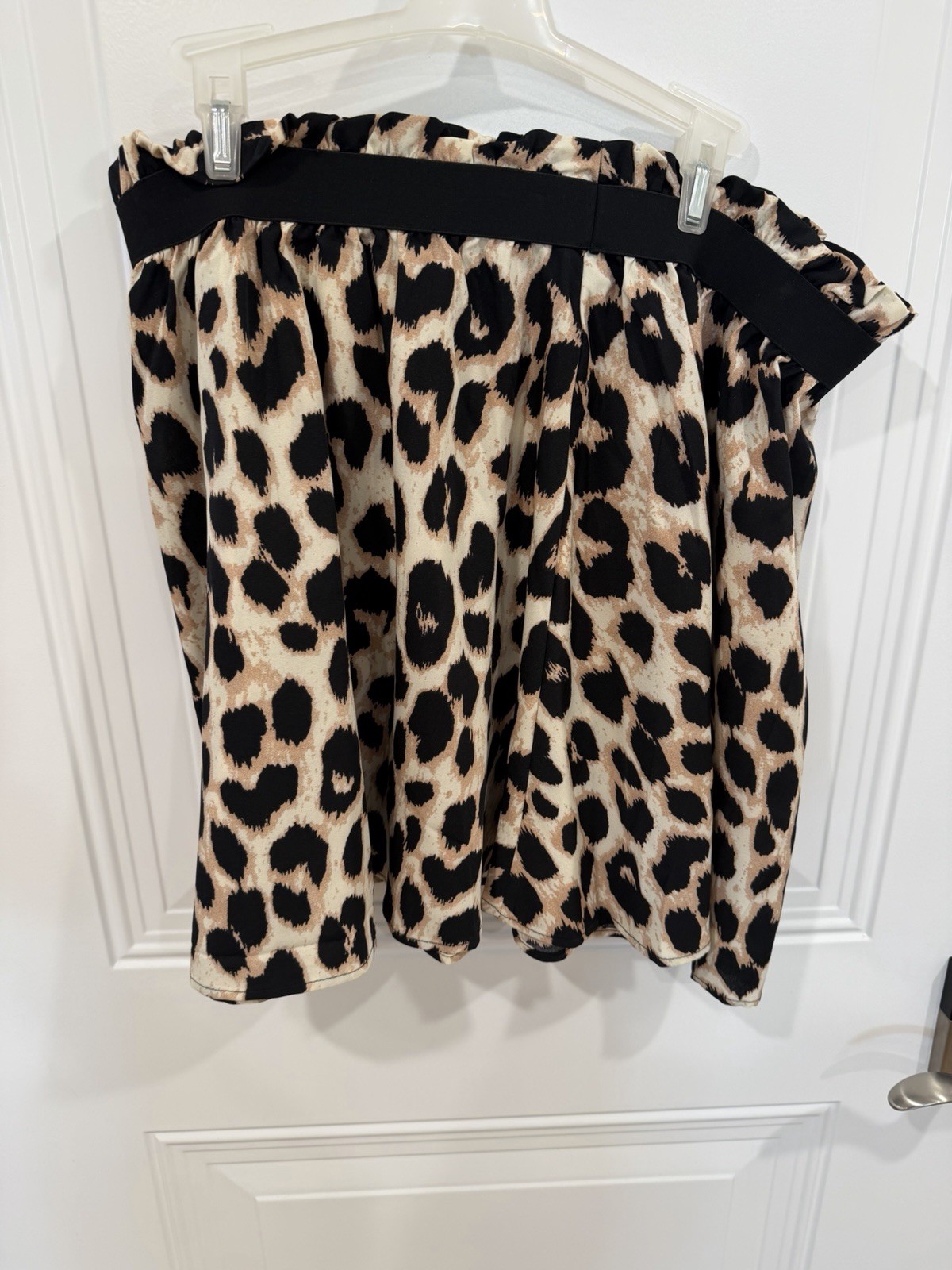 SHEIN Curve Plus 1XL Skater Short Leopard Animal Print Elastic Waist Skirt