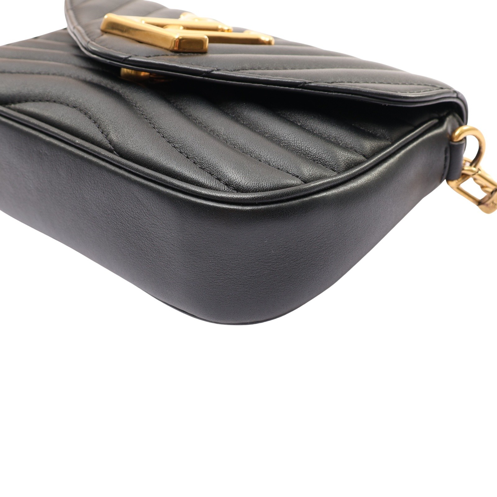 LOUIS VUITTON New Wave Multi-pochette Shoulder Bag Calfskin Black M56461