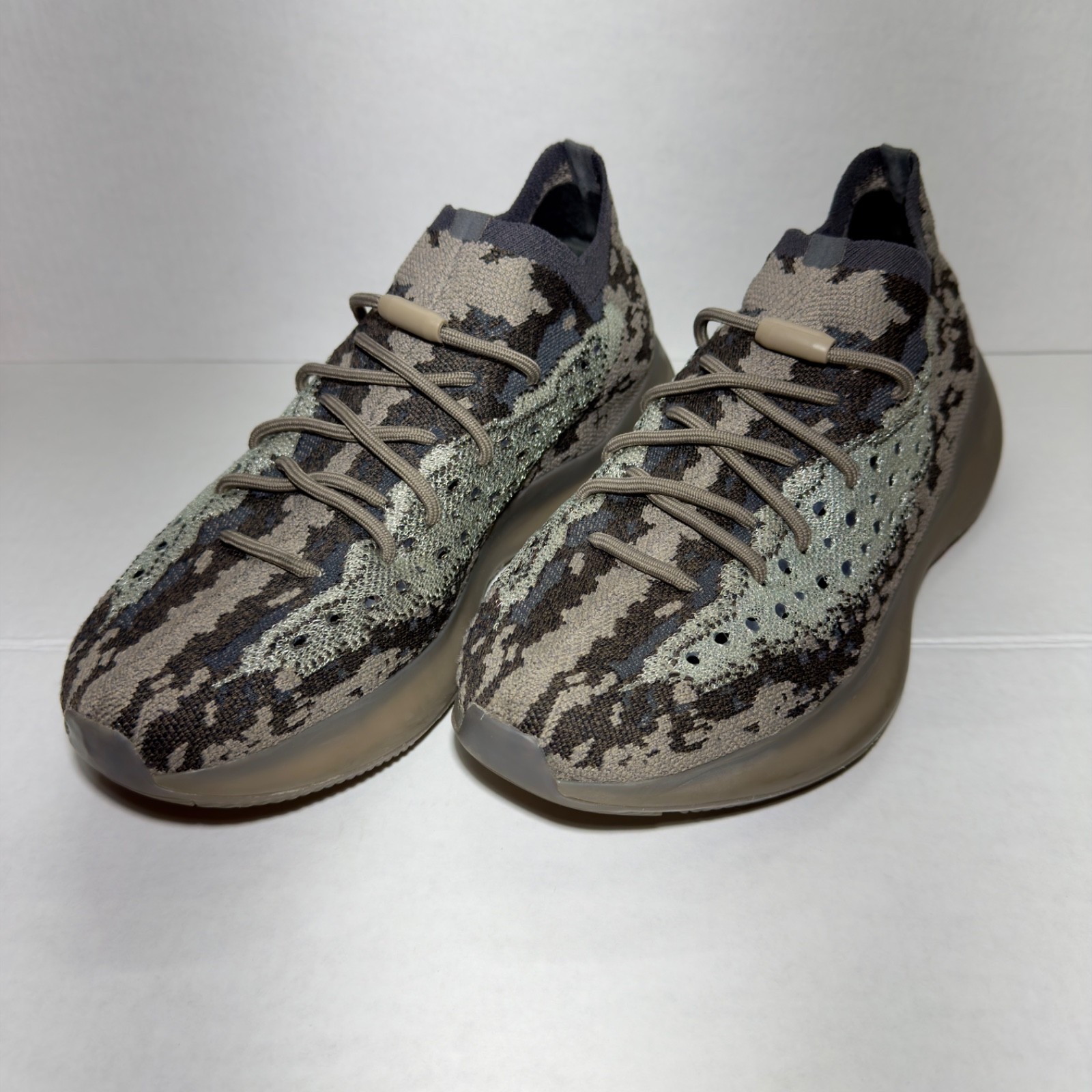 Adidas Yeezy Boost 380 Stone Salt Sneakers (GZ0472) Men’s Size 11.0 US