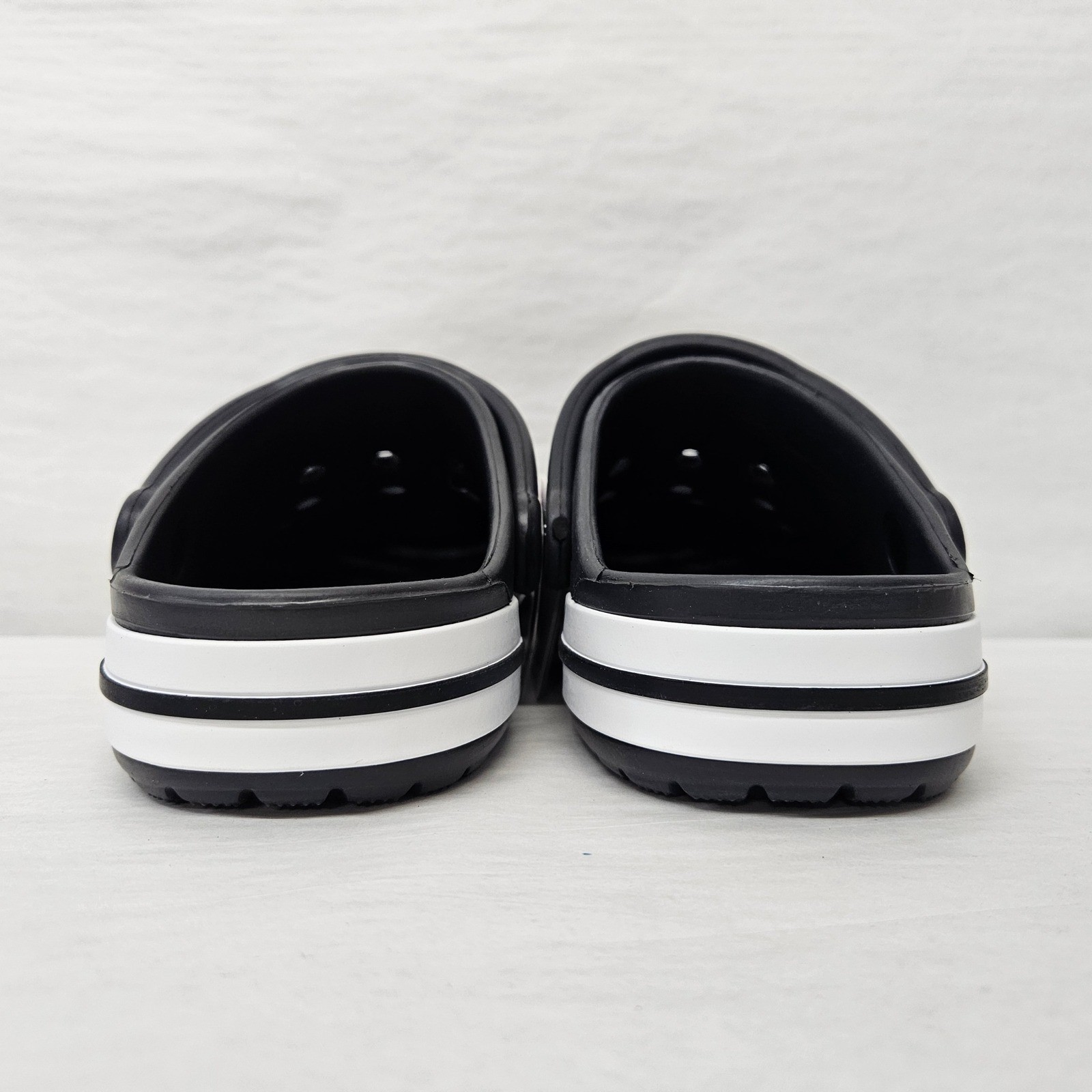 Crocs Bayaband Clogs Slip On Comfort Shoes 205089-066 Black White Women’s Size 6