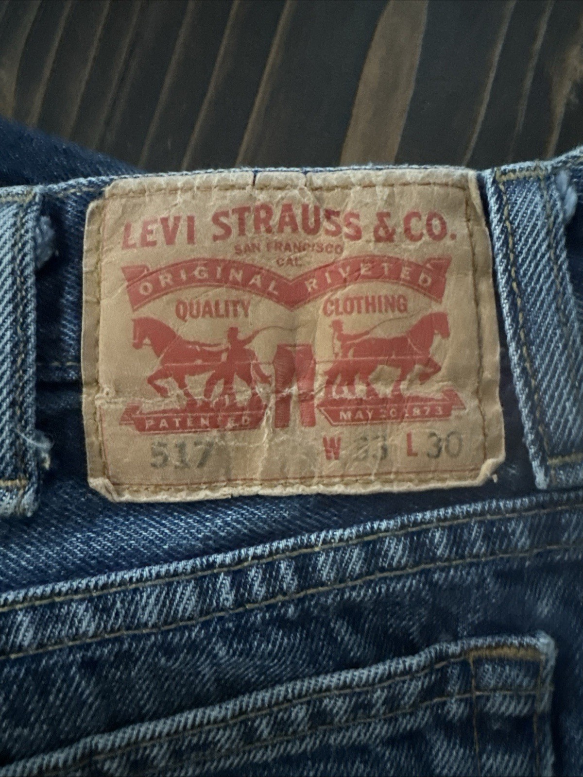 Levi Strauss & Co. 517 Quality Denim Jeans with Rivet Detailing 33×30
