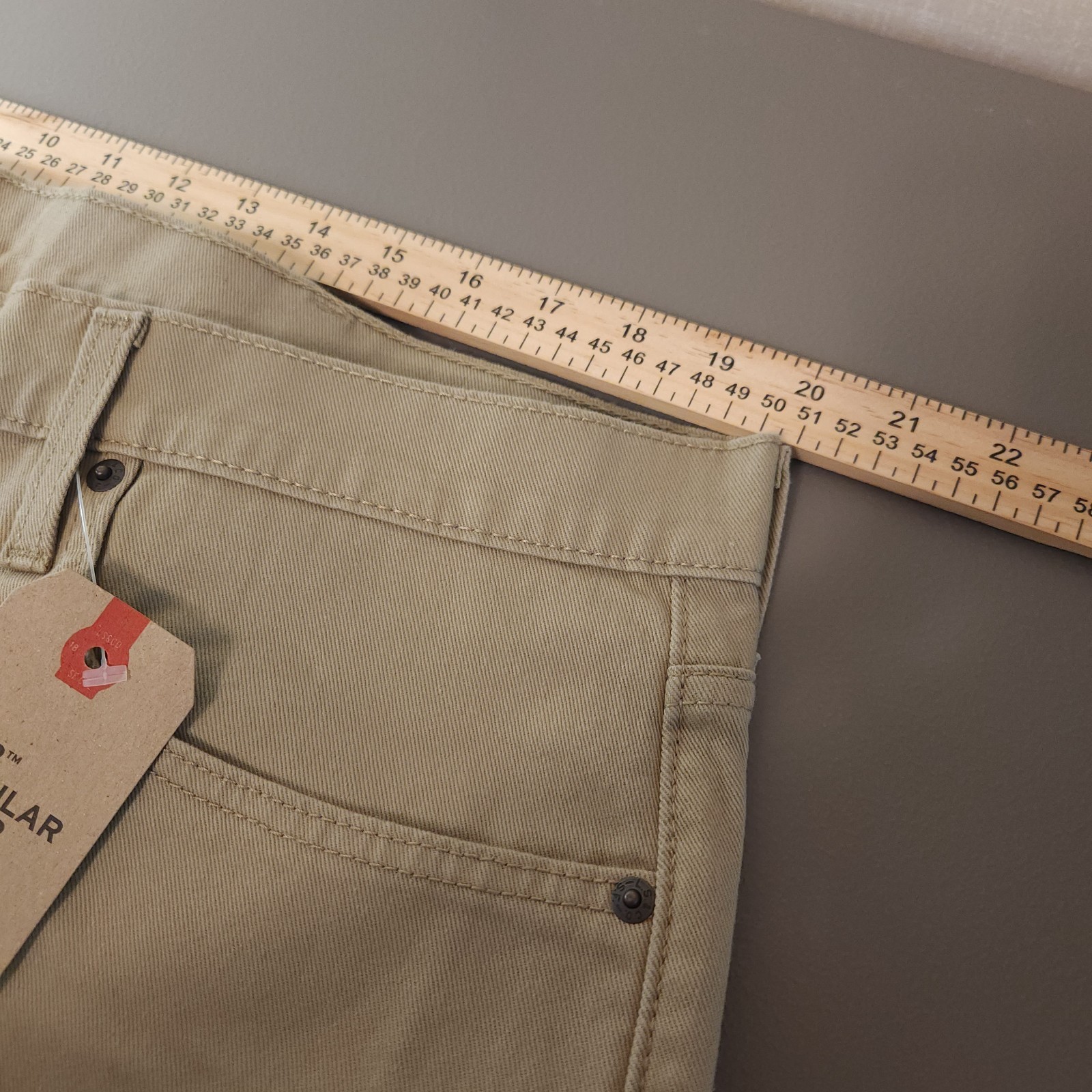 NWT Men’s Levi’s 502 Regular Taper SZ 40 x 32 Stretch Below Waist Tan Jeans