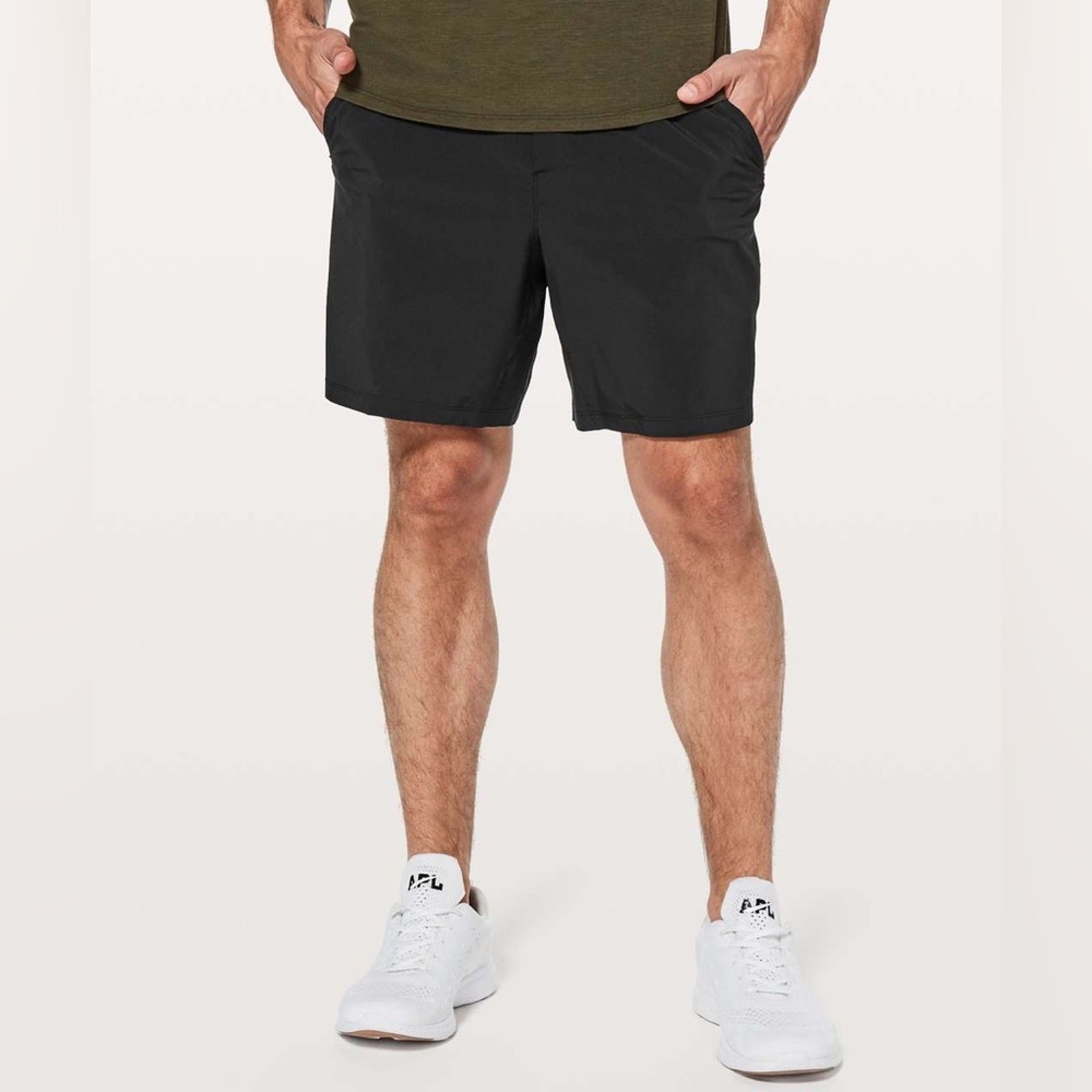 Lululemon Pace Beaker Shorts in Black Size Medium.