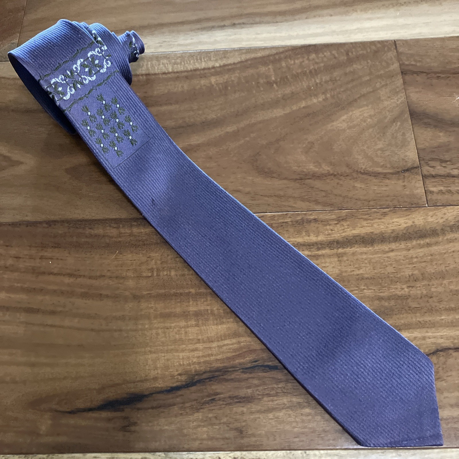Vintage 1960s Purple MCM Madmen Skinny Necktie Atomic Age 2×53″ Textured Unique
