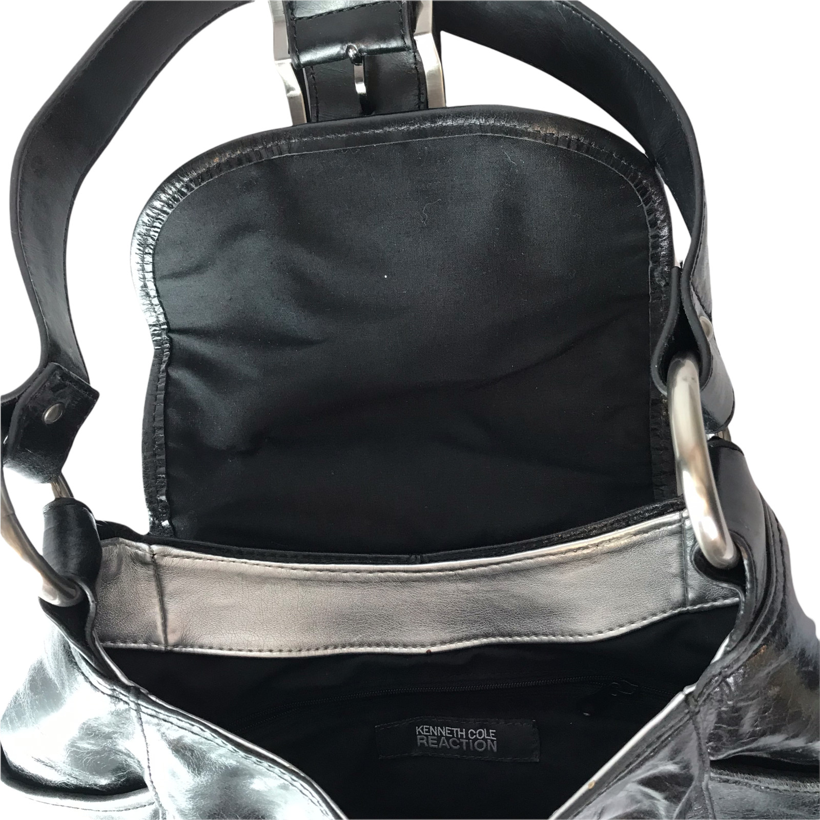 Kenneth Cole Reaction Leather Purse Shoulder Bag Black Silver Buckle Magnetic