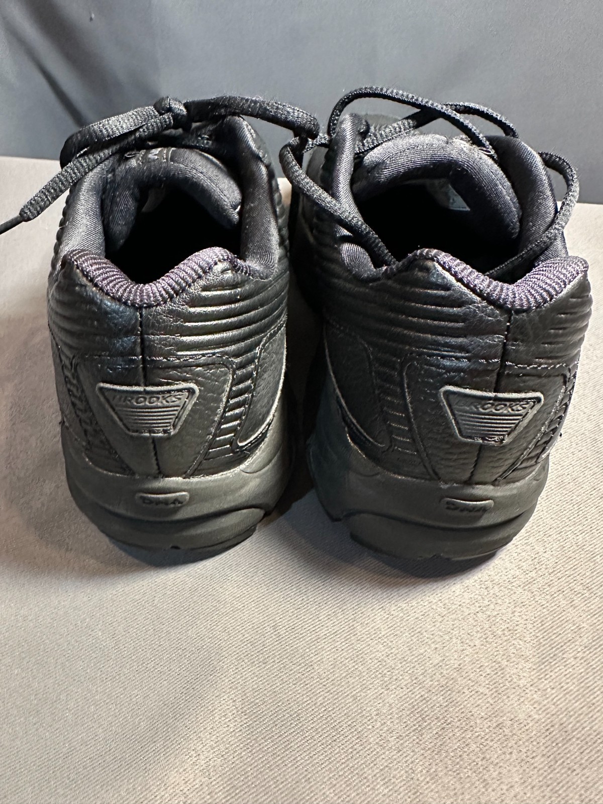 Womens Brooks Addiction Walker 2 – 6.5 D Wide – All Black – Brand New Walking