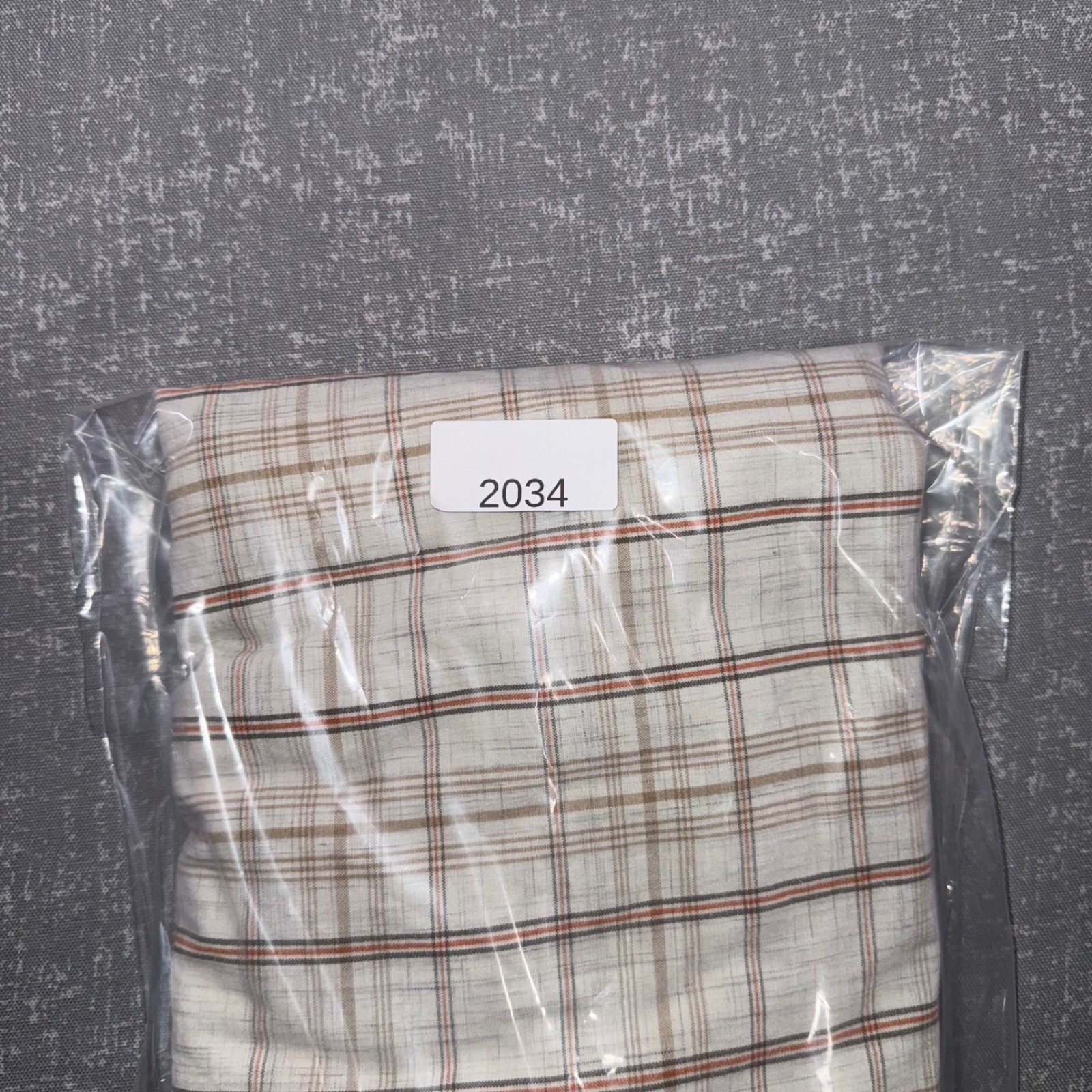 RedHead Mens Plaid Flat Front Shorts Beige Brown Orange Size 40 Casual Outdoor