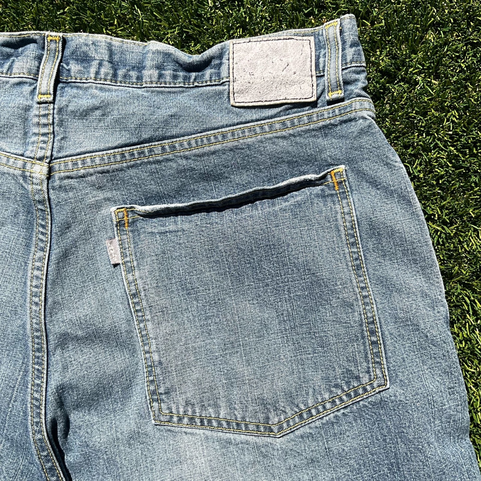 Vintage ‘98 Levi’s SilverTab Baggy Medium Wash Cutoff Jorts