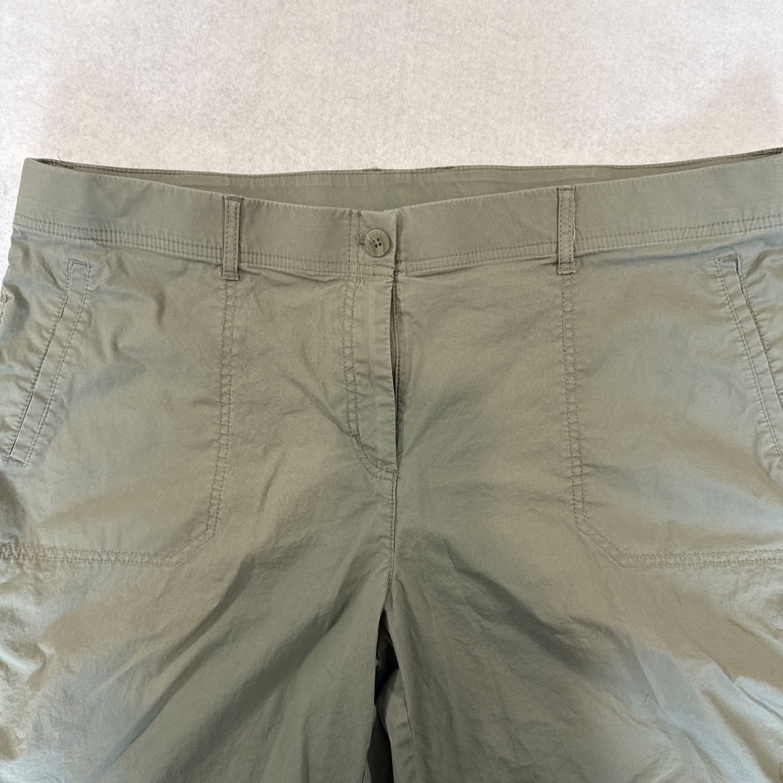 Chicos Womens Shorts 3.5 18 Olive Green Cargo Buttoned Hem Casual Utility