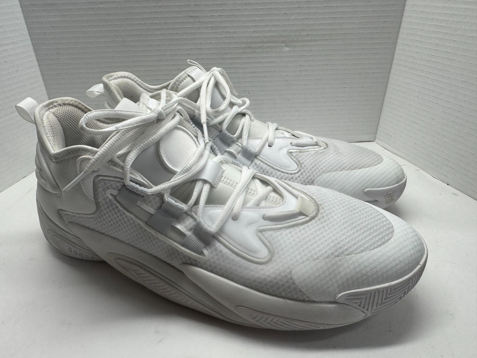 Adidas BYW Select IE9310 Mens 16 Basketball Shoes Cloud White Athletic Sneakers