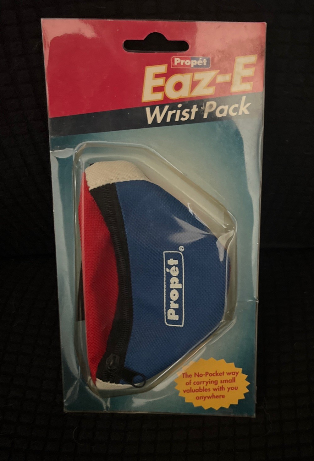 Vintage Zip Pocket Wrist Coin Wallet Fanny Pack New Red White and Blue Eaz-E