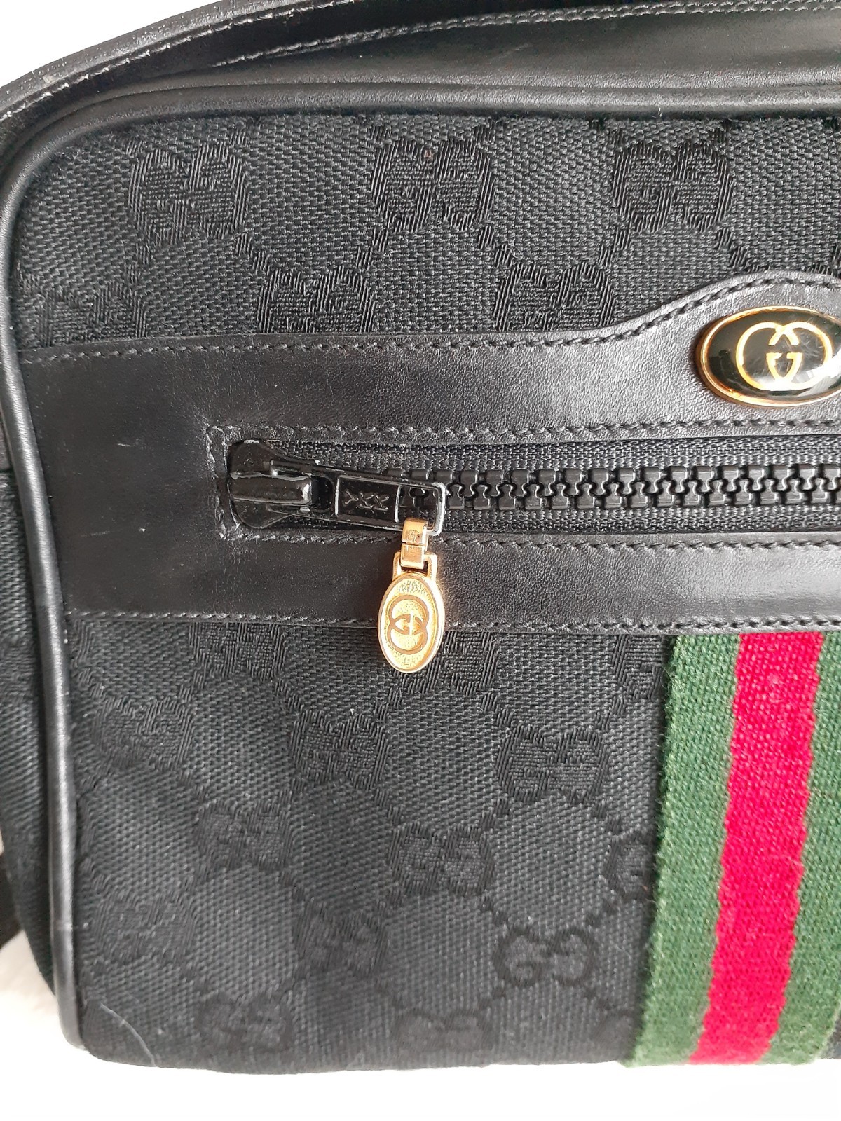 Vintage Designer Ophidia Gucci Crossbody Black W/ Web Sherry Line Pre-Owned Fair