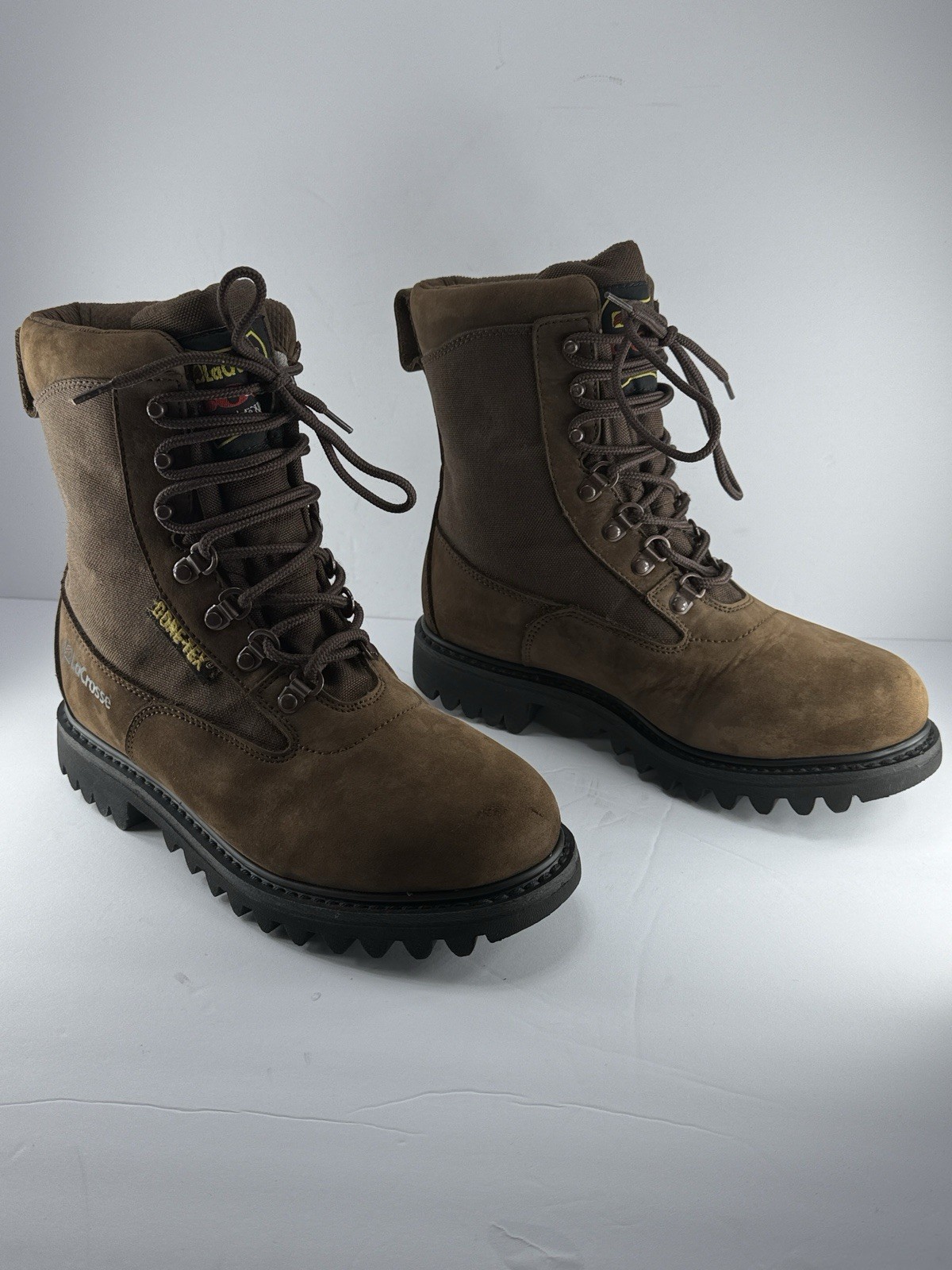 lacrosse boots 7W Gore-tex 8” Lace Up Brown Leather Uppers And Man Made Material