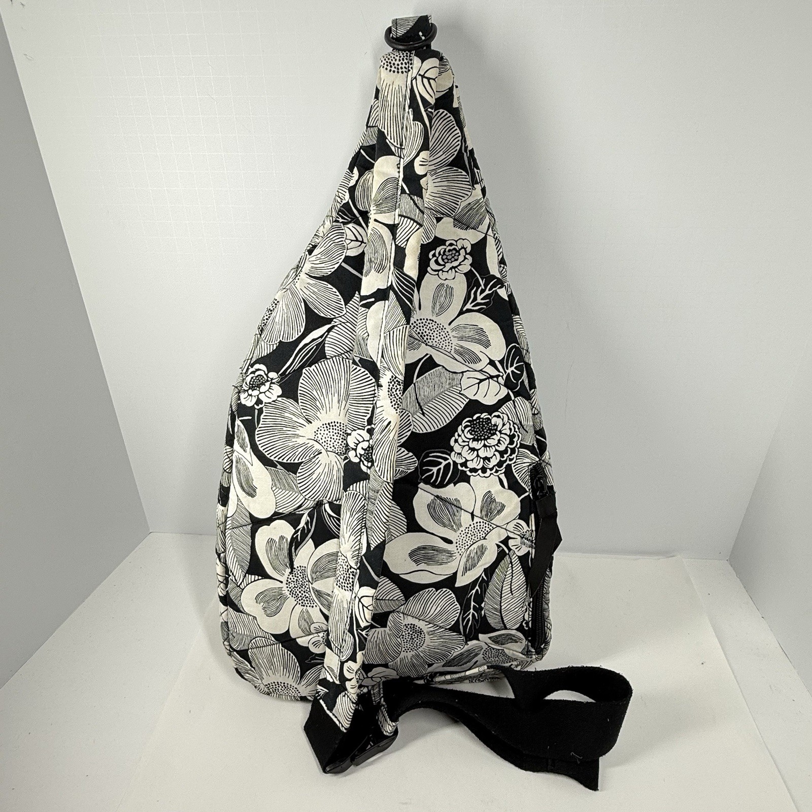 Vera Bradley Sling Pack Quilted Bedford Bloom Black White Floral Boho Travel