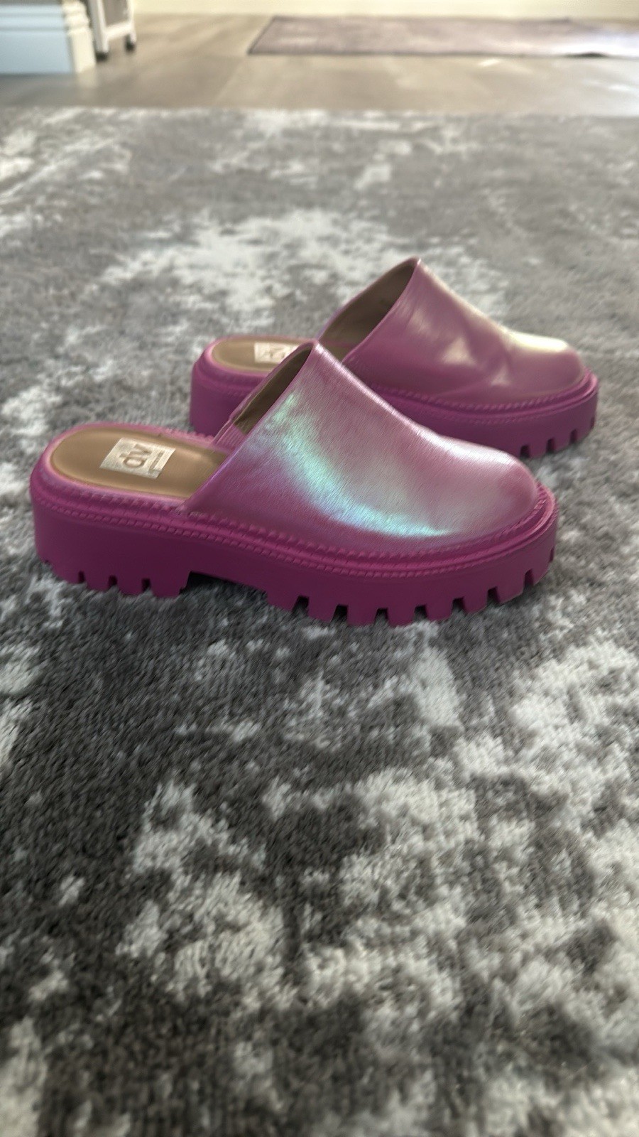 Dolce Vita Kamille Platform Mule Fuchsia Size 2