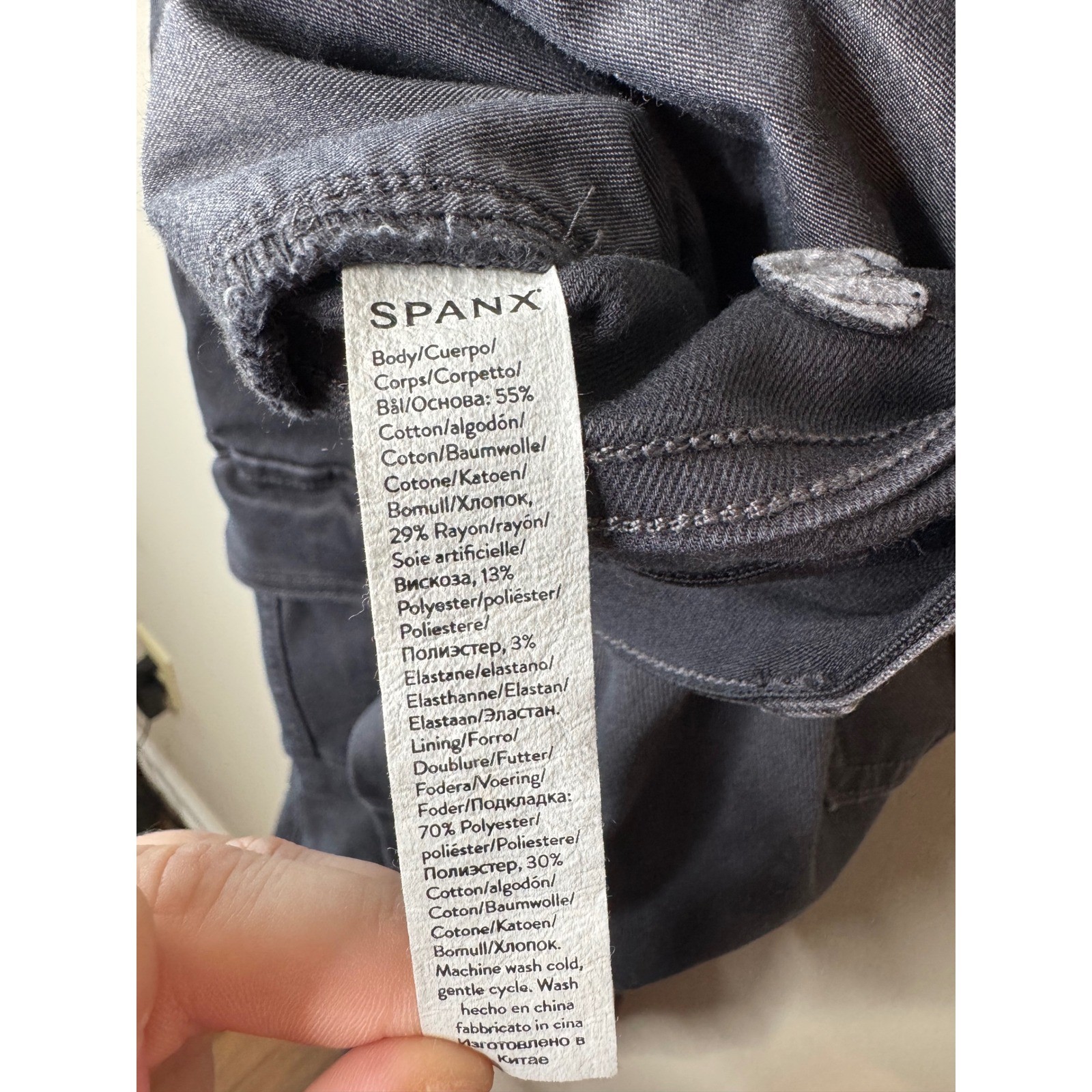Spanx Womens Stretch Twill Cargo Pants Washed Black Pull On Slim