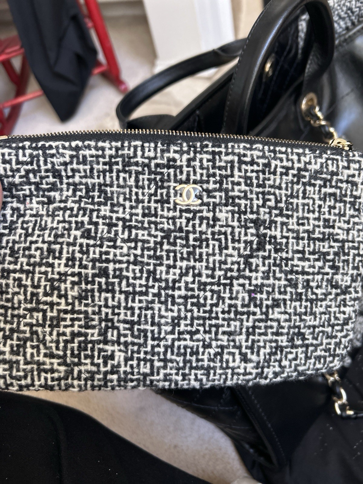 CHANEL Deauville leather & tweed handbag shopping tote – black & white