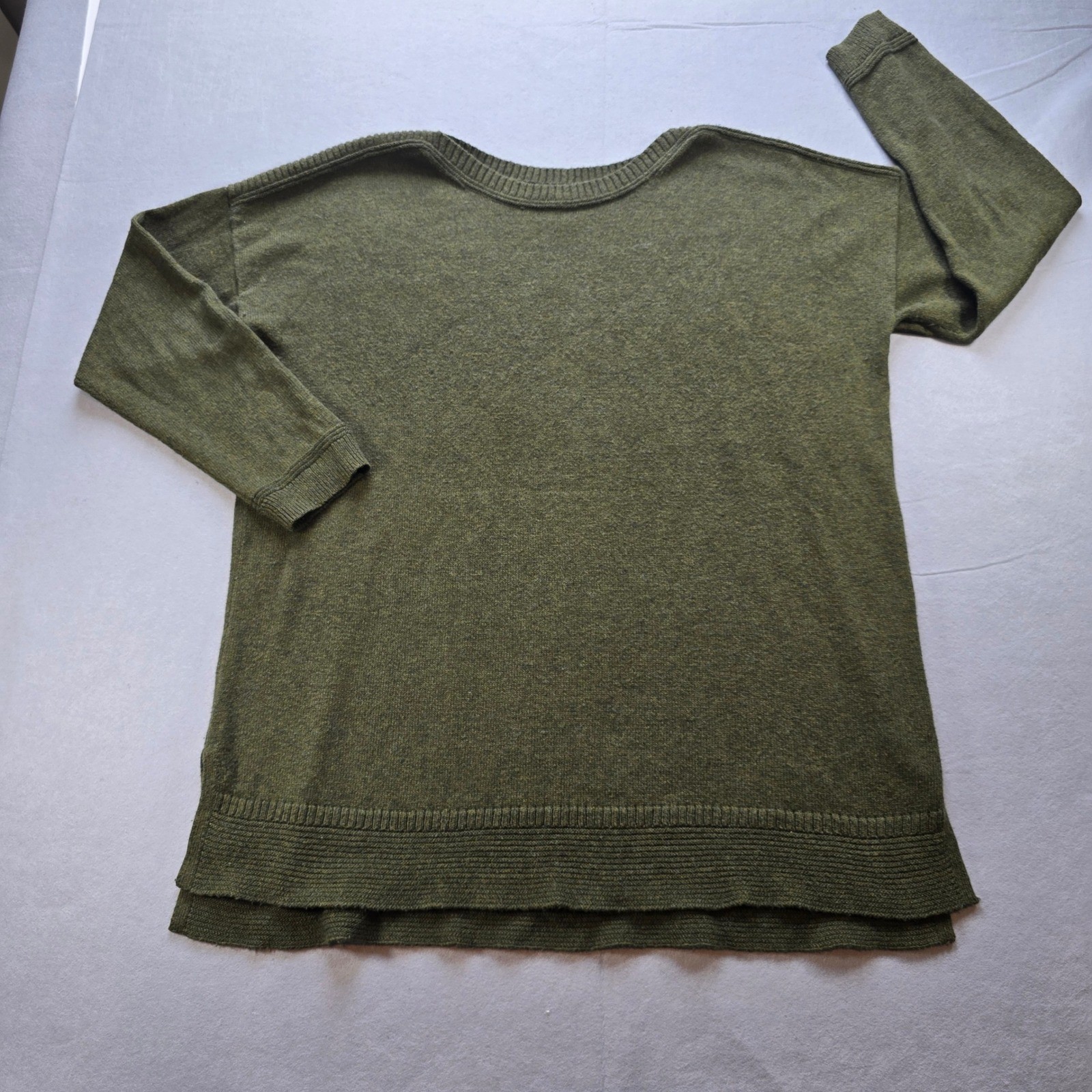 Old Navy Womens XL Olive Green Marl Knit Crew Neck High-Low Hem Sweater