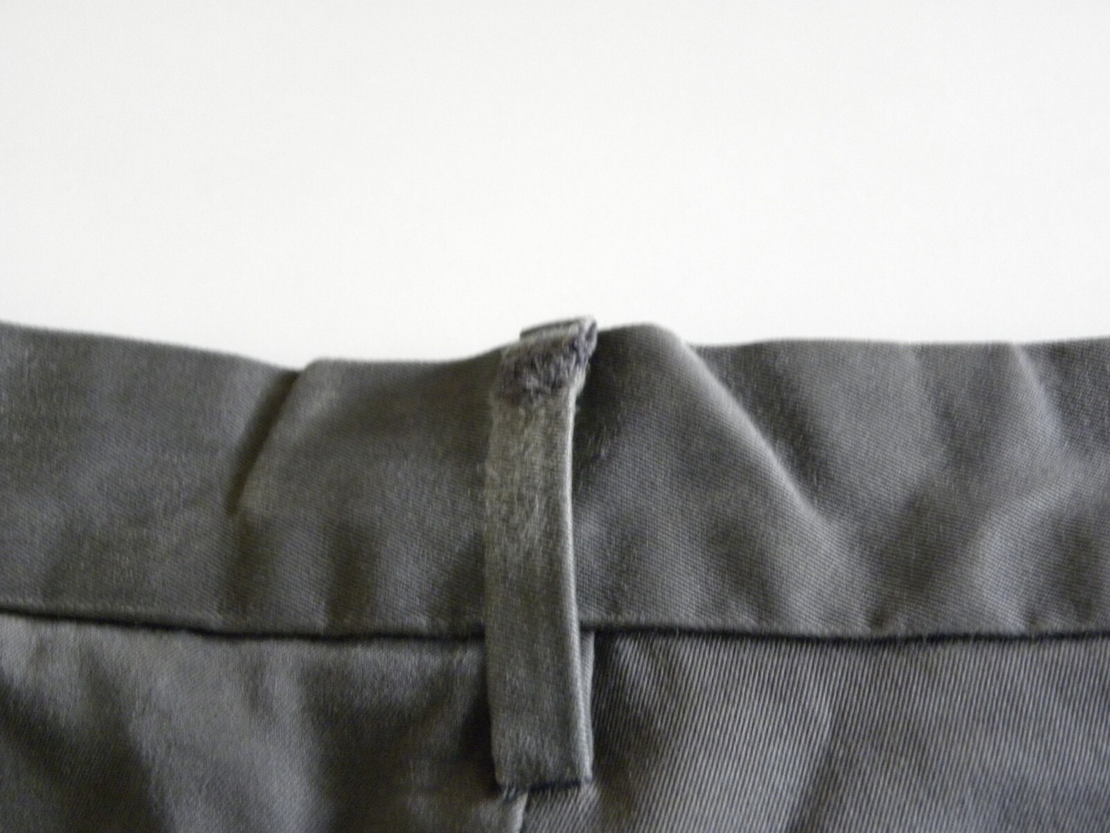 Banana Republic Aiden Slim Fit Chino Pants Men’s 32×30 Dark Gray Greenish