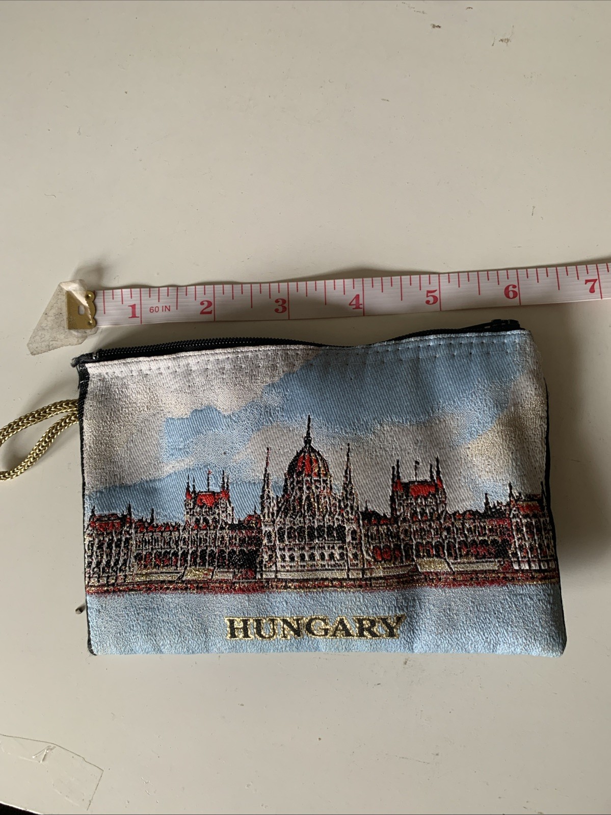 Vintage Unbranded Hungary Budapest Coin Purse Souvenir Gold Stitch