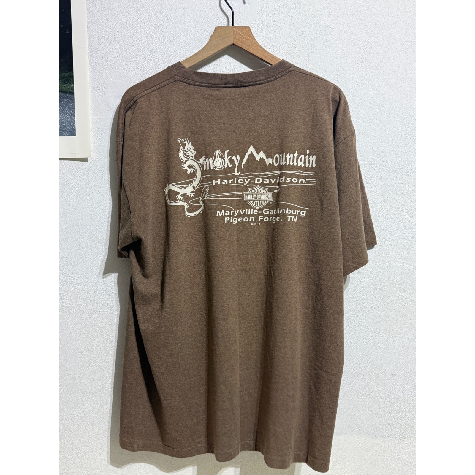 Harley Davidson Smoky Mountain Dragon Pocket T-Shirt Brown Mens XL 2007 USA Made