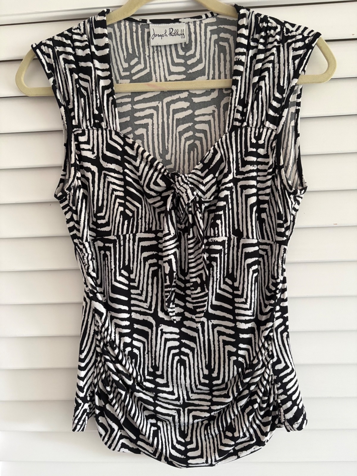 JOSEPH RIBKOFF (S) Black/White Zebra Print Tie Front Top/Tank EUC