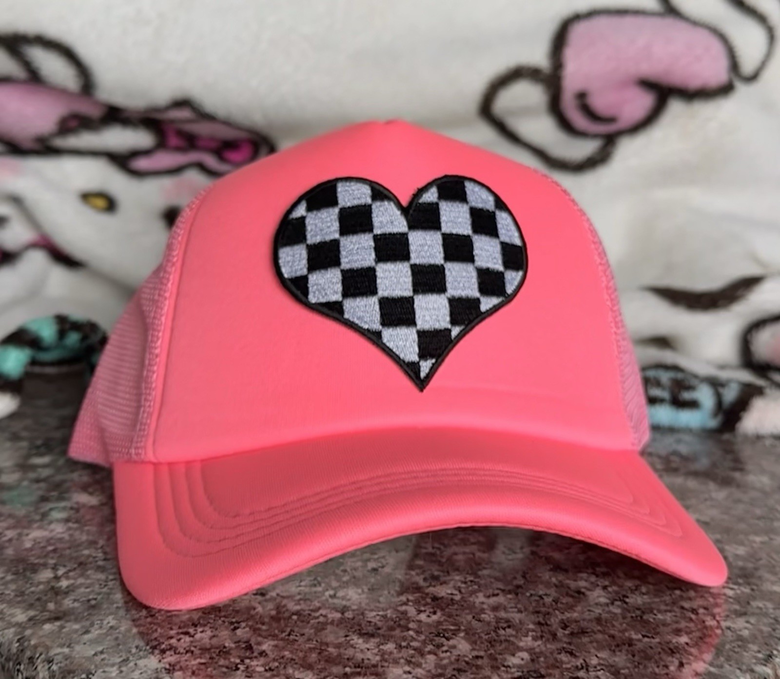 Hot PINK Checkered Heart Hat Foam Mesh Baseball Cap Snapback Hats Caps Retro