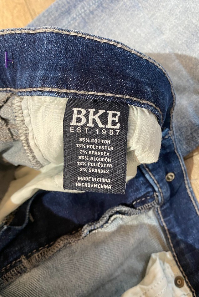 BKE Buckle HENRY Mens 33X32 Thick Stitch Blue Denim Jeans Whiskers Stretch