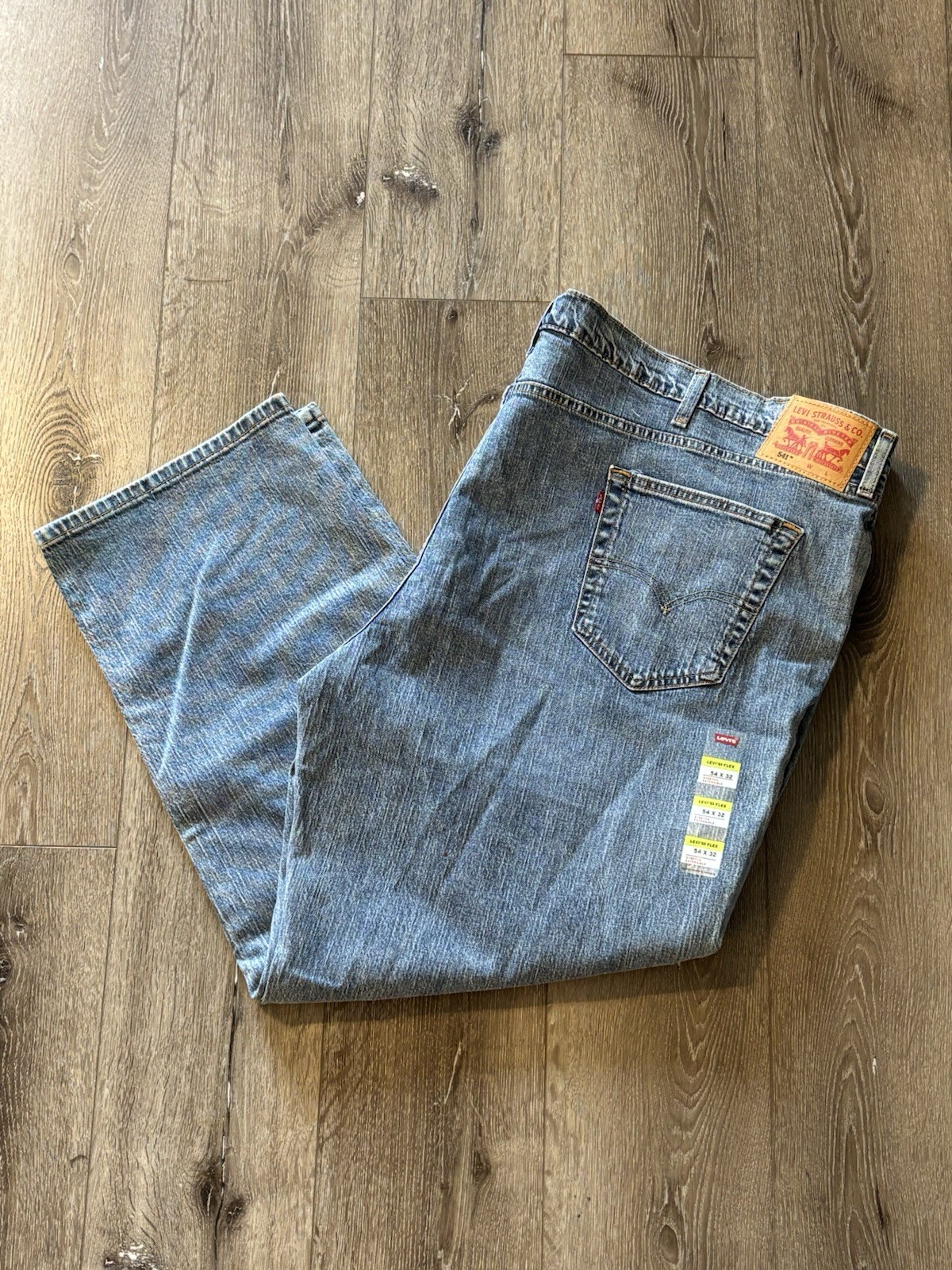 Levis 541 Athletic Taper Mens Jeans 54×32 Light Wash Blue Stretch Flex NEW READ