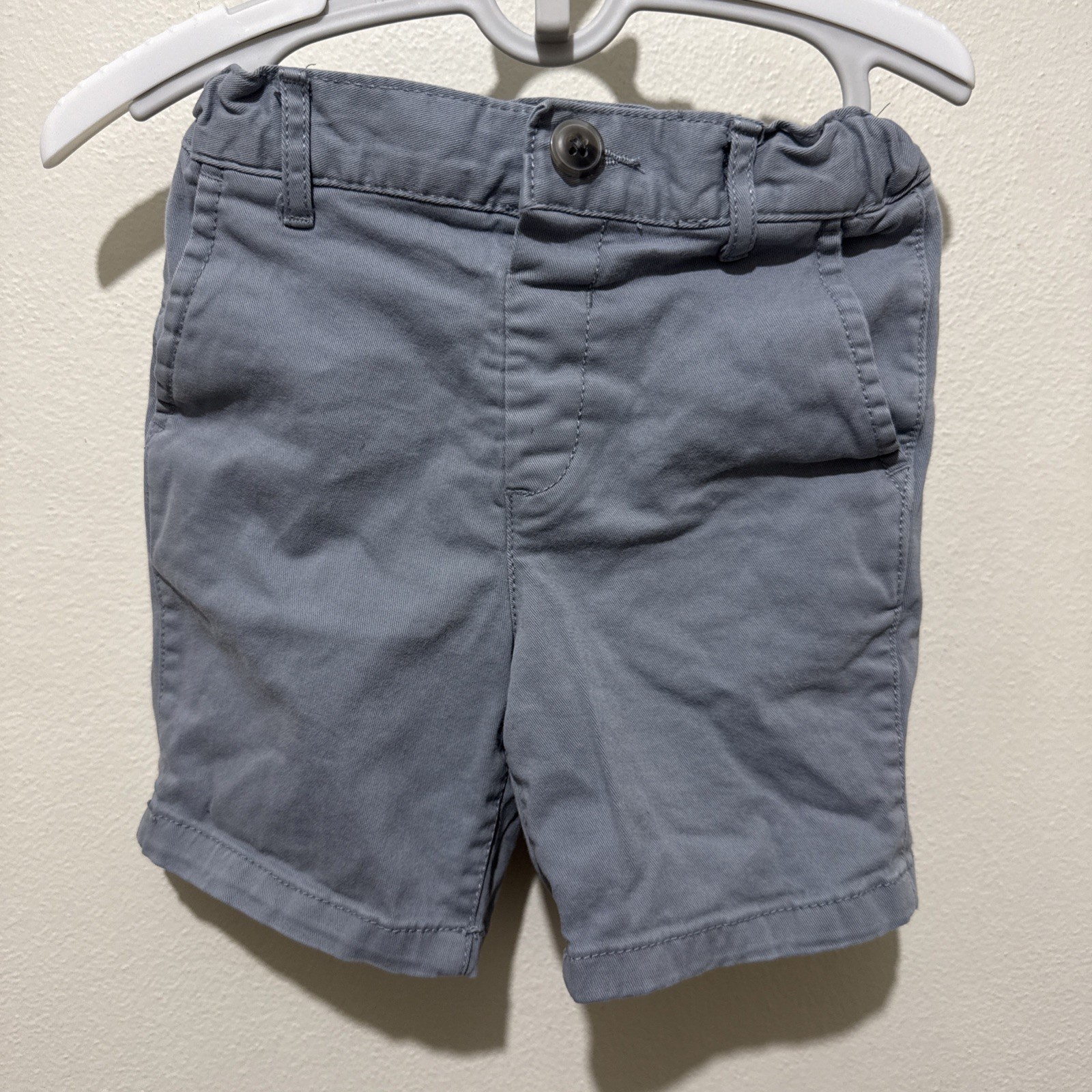 14 pants brands listed below , 2 sets and shorts boys size 3T