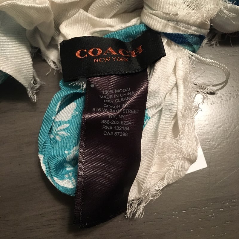 NWT Coach Blue Floral Badlands Patchwork Scarf 50″ x 70″ Shawl 85813 MSRP $195