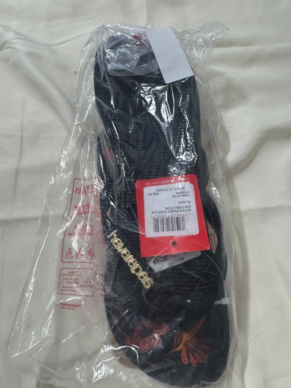 Havaianas x FARM Rio Flip-Flops – Black Floral – Women’s 7/8W 6/7M – New w/ Tags