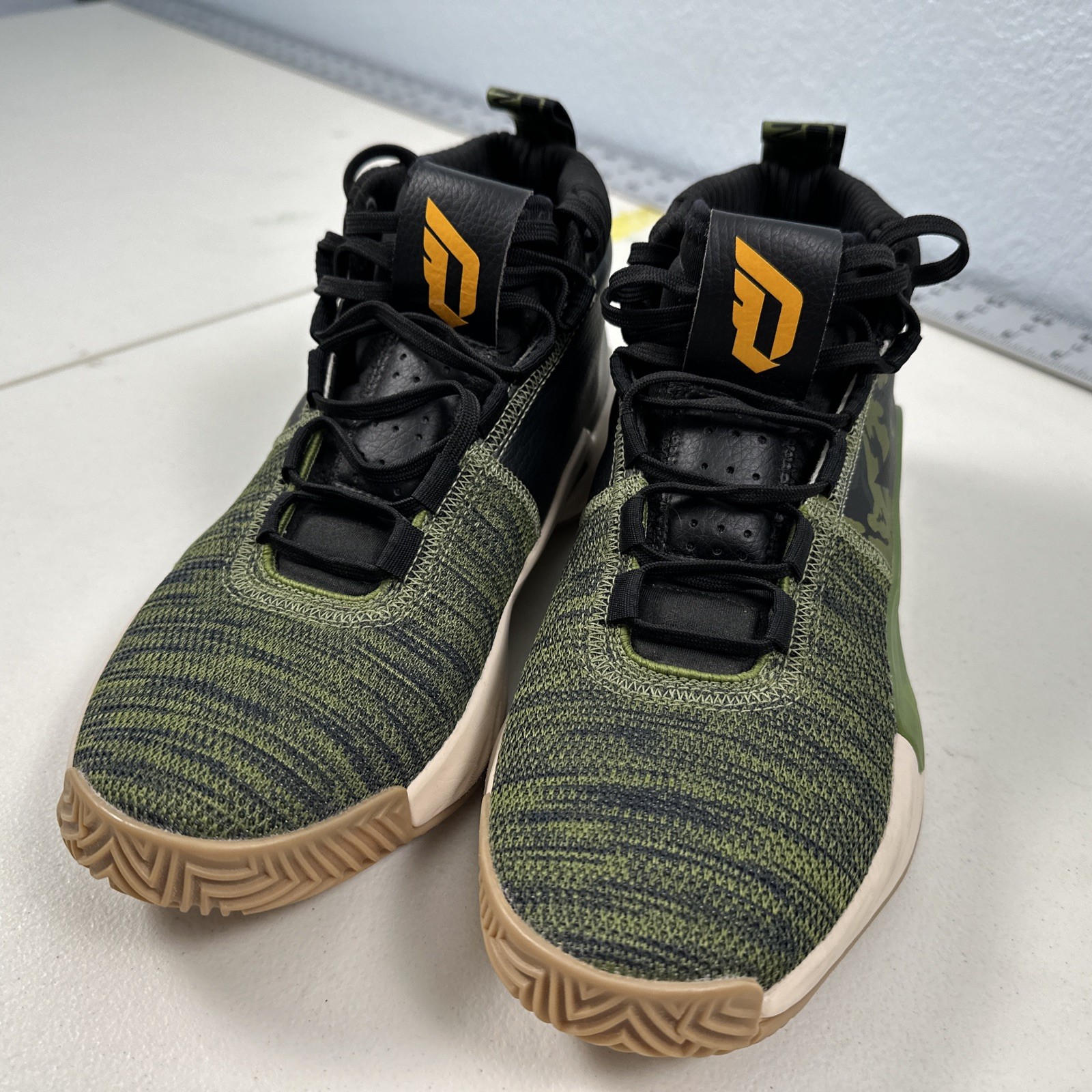 Adidas Dame 5 “Tech Olive” EF0503 Men’s Size 8 Basketball Shoes Camo RARE