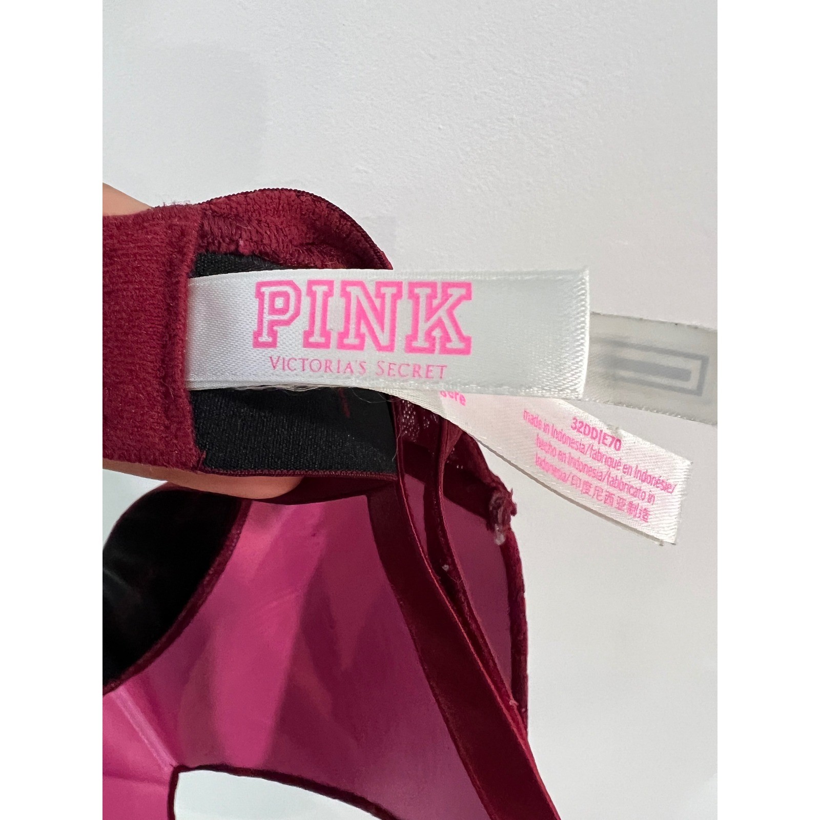 PINK Victoria’s Secret Wireless Bra Leopard Lace Burgundy 32DD Padded Logo Band