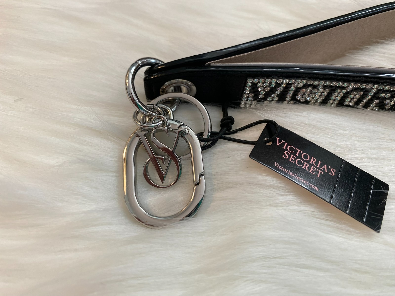 VICTORIA’S SECRET Slim Rhinestone Shine Sparkle Wristlet Keychain in Black Logo