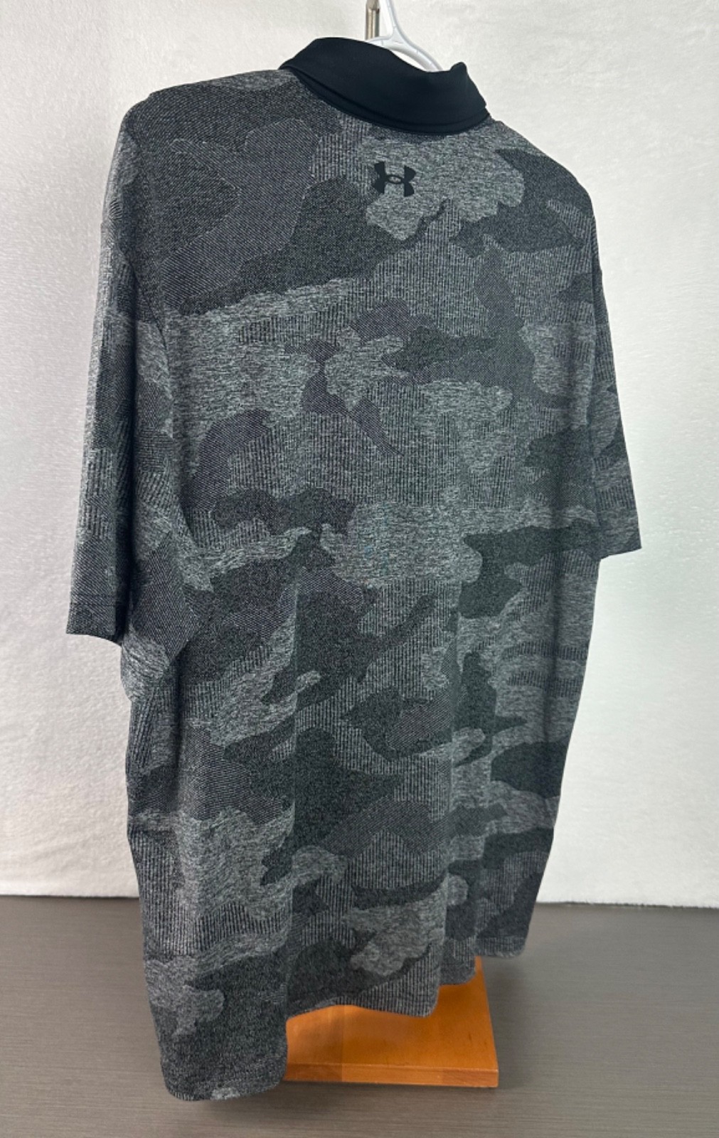 Under Armour Men’s Gray/Black Playoff Camo Jacquard Polo Shirt Large NWT