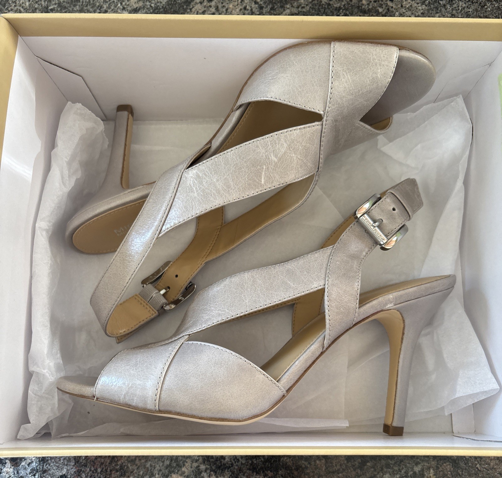 8.5 MICHAEL Michael Kors Becky Strappy Sandals Heels Pearl Grey Open Toe EXC