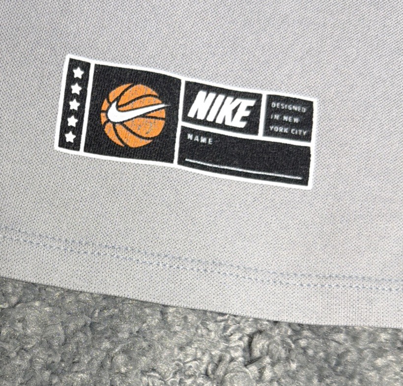 Nike Dri Fit TEE New York Basketball GRAPHIC LONG SLEEVE TOP Gray Sz Large