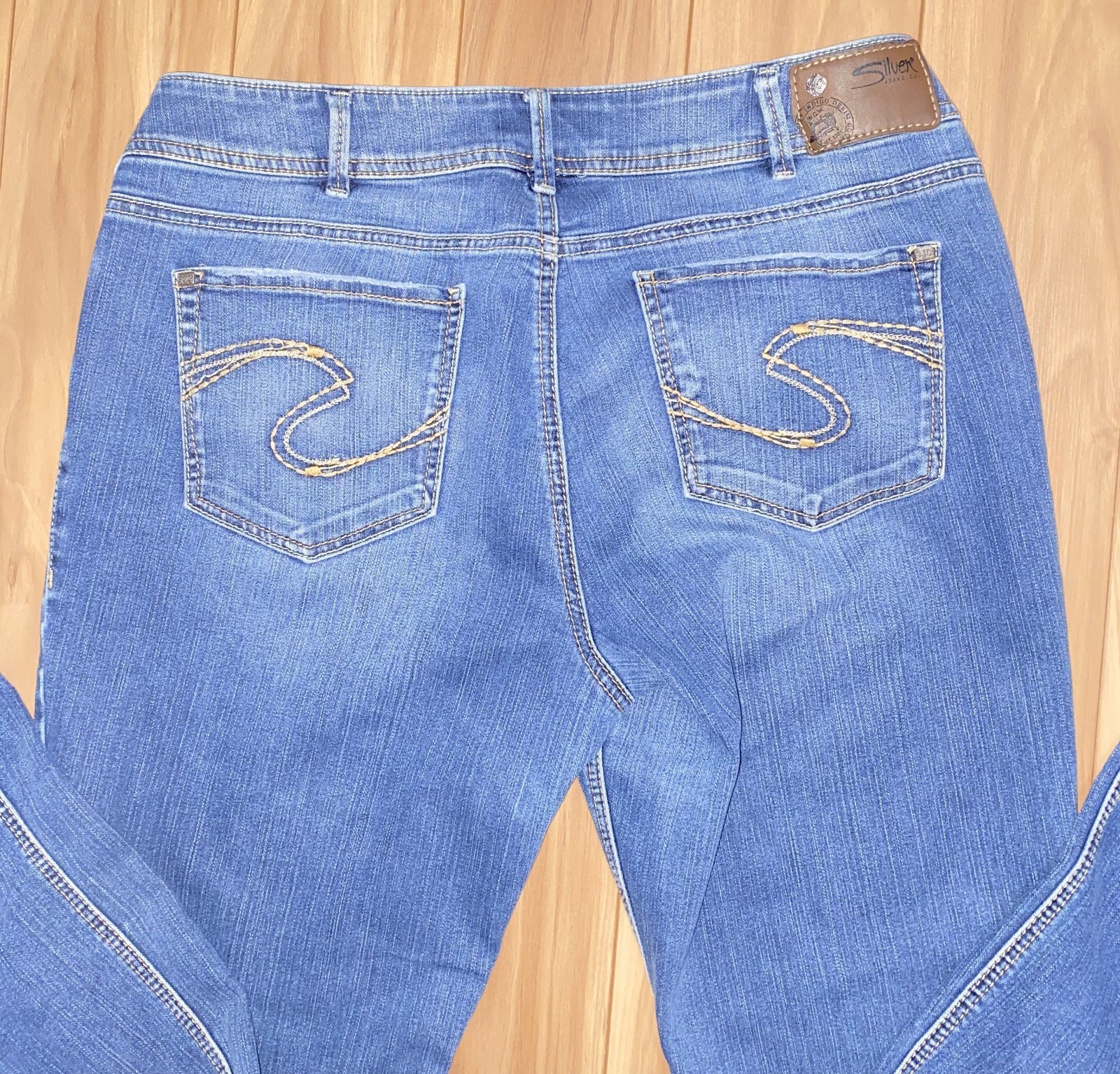 Silver Jeans Suki Mid Rise Bootcut Blue Denim Jeans Women’s Size 16/33L Stretch