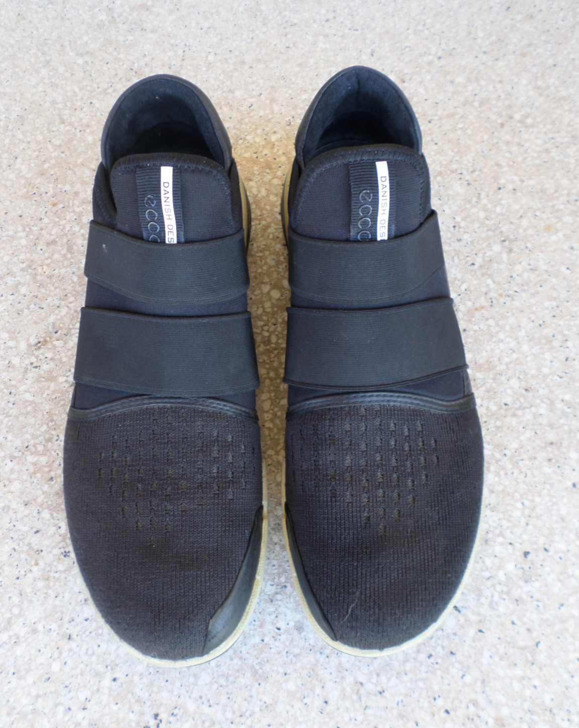 ECCO Danish Design Black Leather and Mesh Elastic Strap Loafers. Men’s 11, eu 45