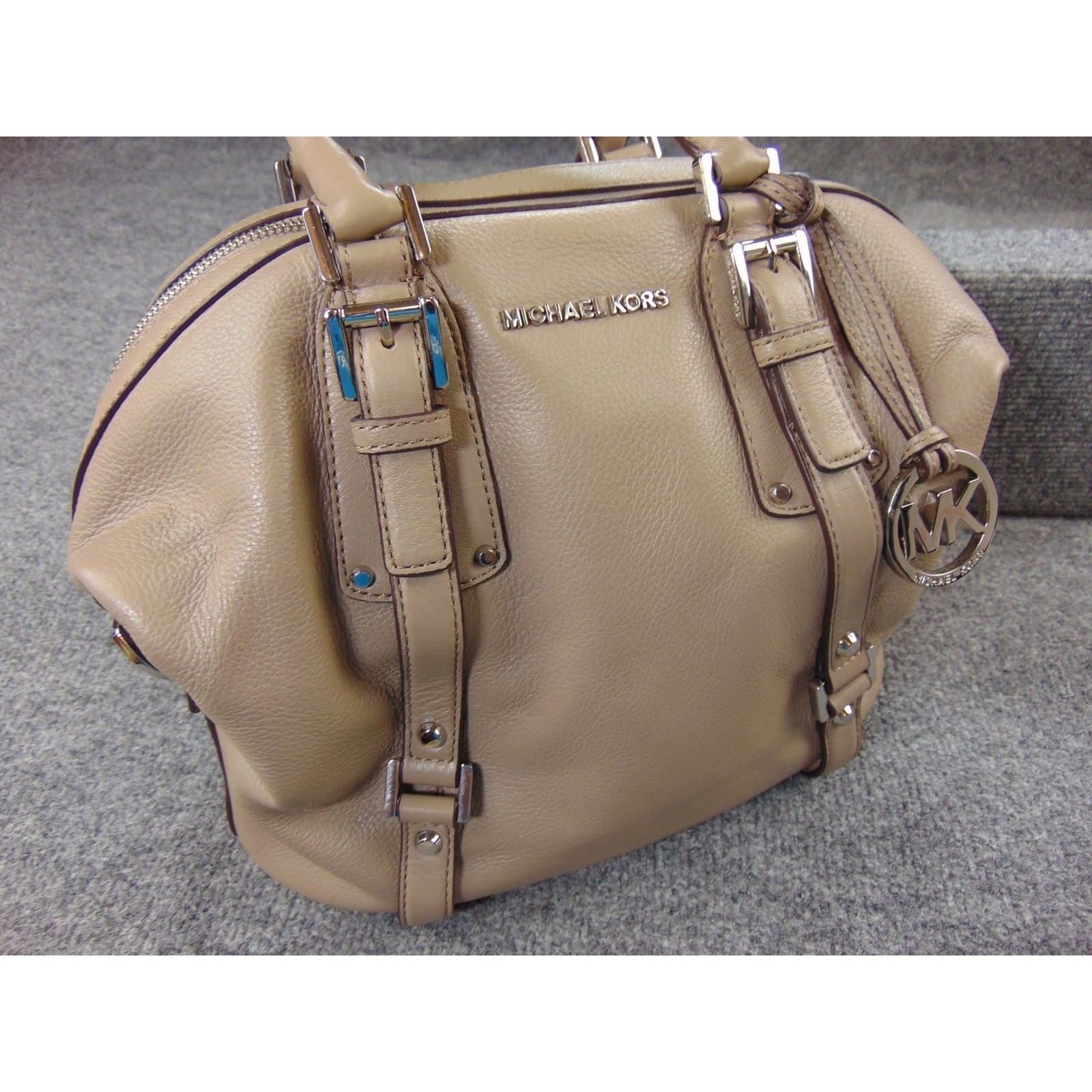 Michael Kors Bedford Satchel Tan Solid Leather Buckle Accent Handbag Purse