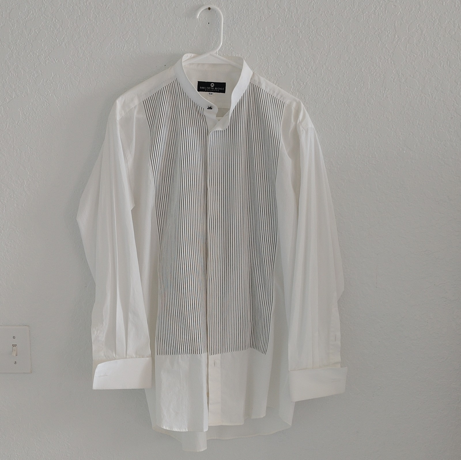 Saks Fifth Avenue Striped White/Black 100% Cotton Band Collar Dress Shirt 15.5R