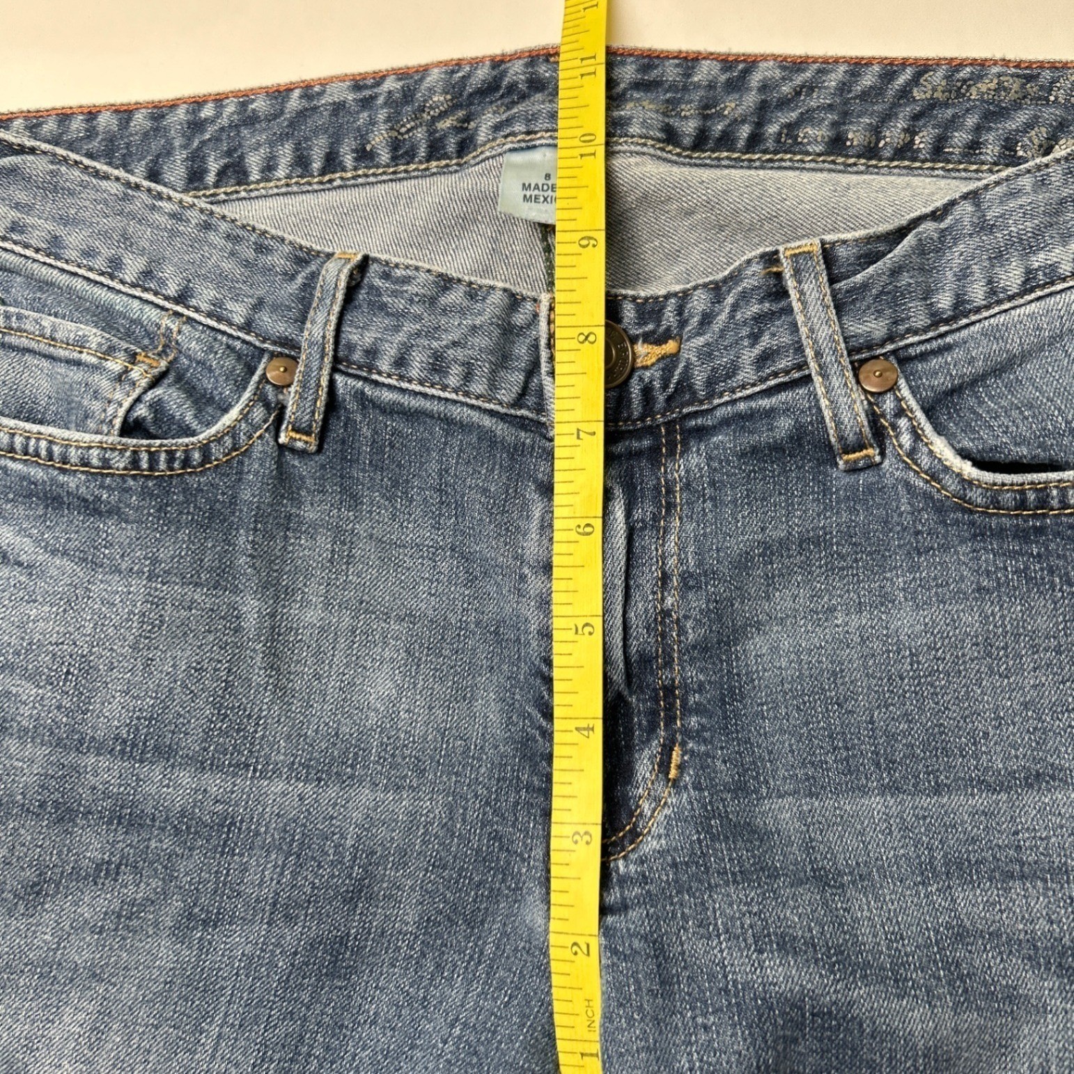Eddie Bauer Womens Straight Leg Jeans Size 8 Slightly Curvy Medium Wash Stretch