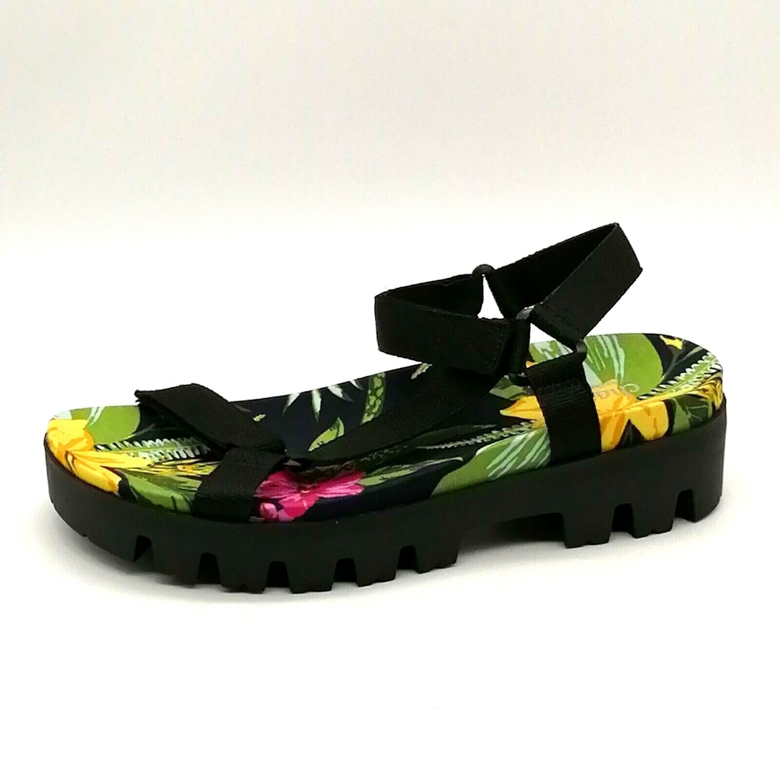 Charles by Charles David Shoes Womens Zambo Sport Sandal Black 7 NEW