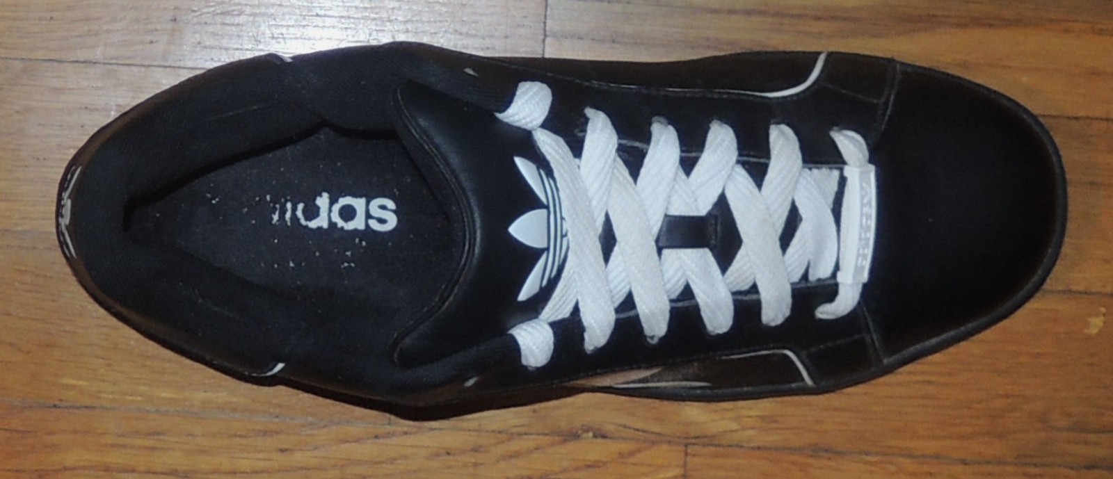 Adidas black + white sneakers Men’s 12 M EU 46 2/3 Excellent condition