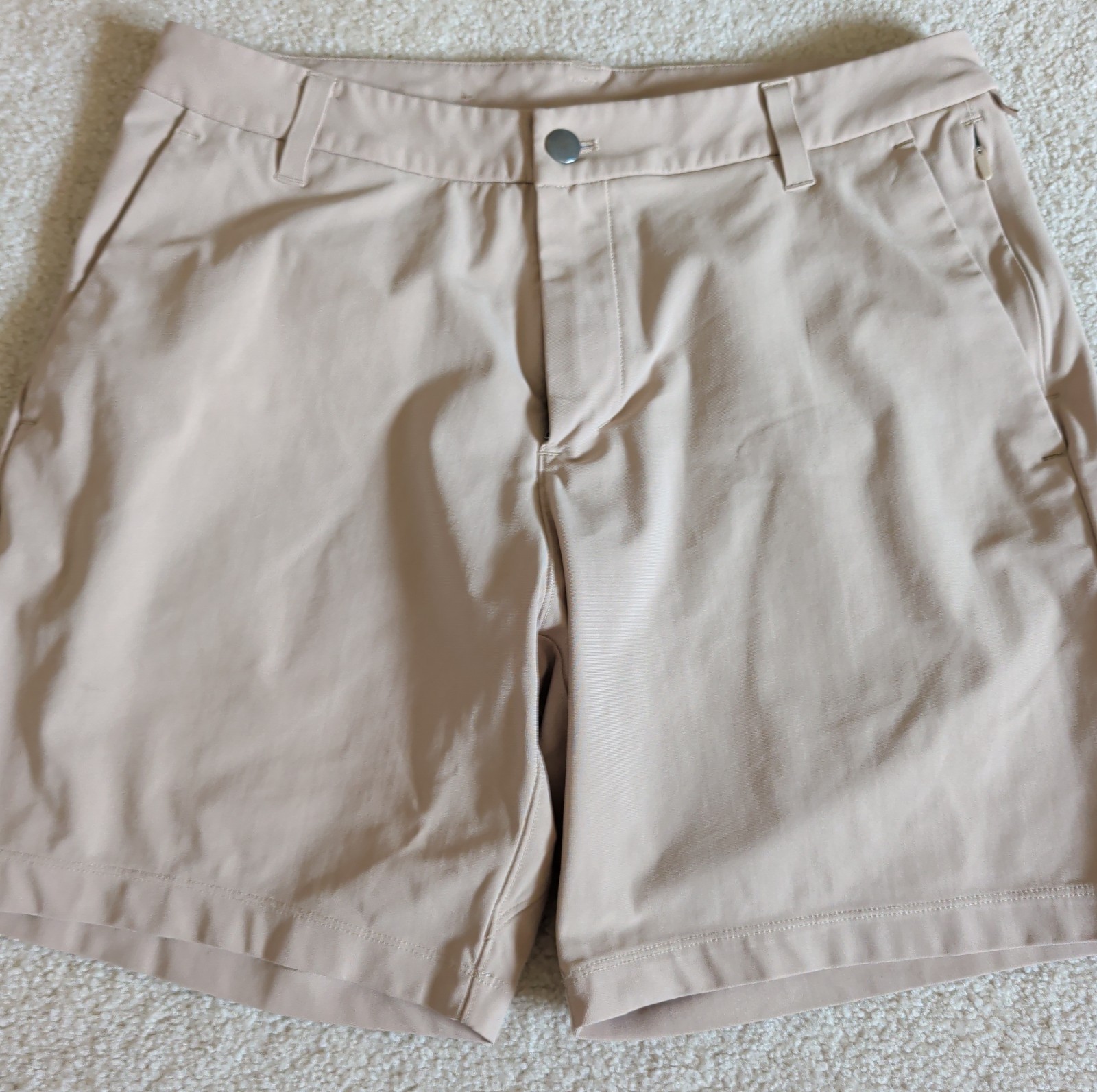 Lululemon Commission Classic Fit Shorts Mens 31 Beige Warpstreme Pockets Active